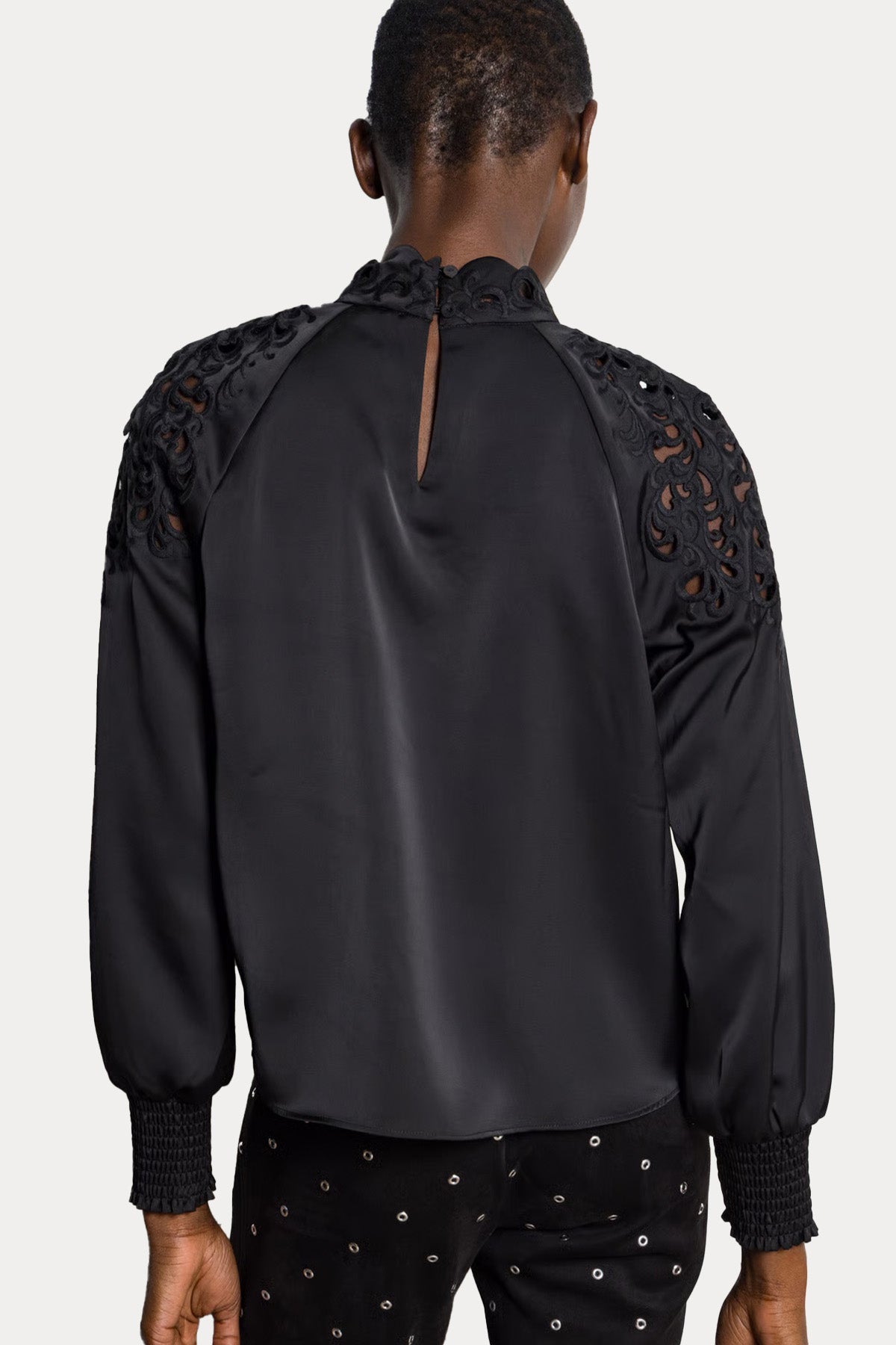 Berenice Ceva Regular Fit Dik Yaka Saten Bluz