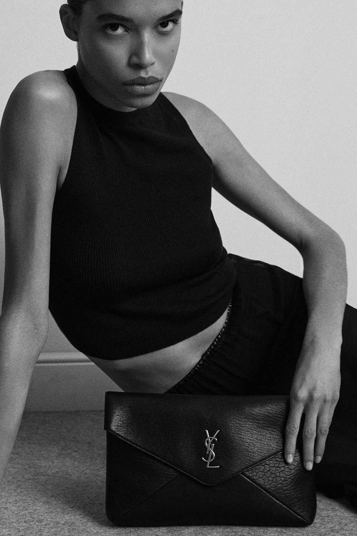 Saint Laurent Logolu Medium Deri Clutch Çanta