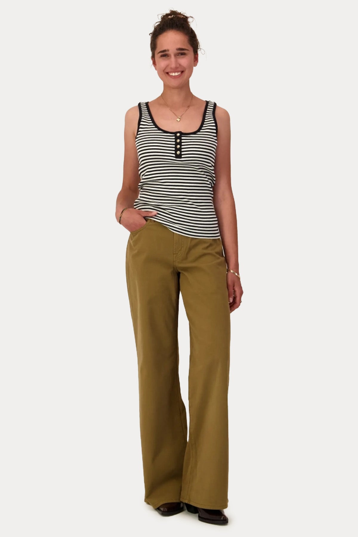 7 For All Mankind Lotta Cropped Relaxed Fit Jeans