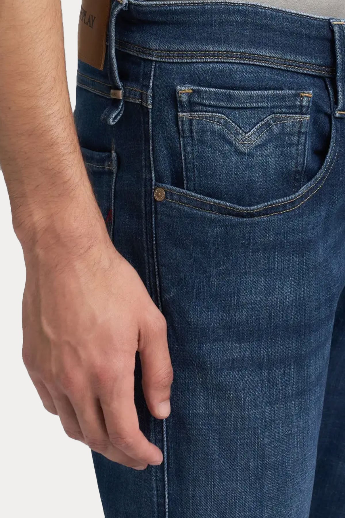 Replay Anbass Slim Fit Yıkamalı Jeans