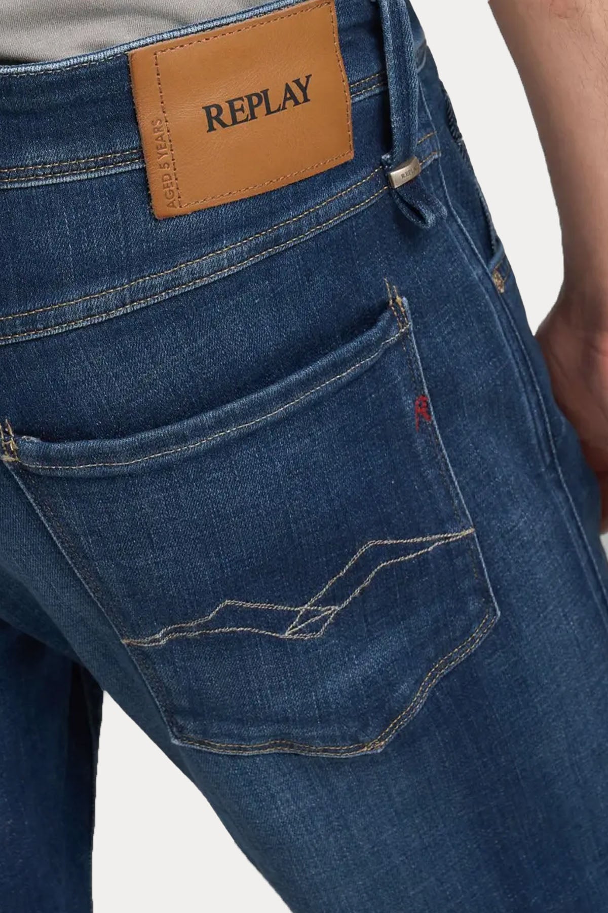 Replay Anbass Slim Fit Yıkamalı Jeans