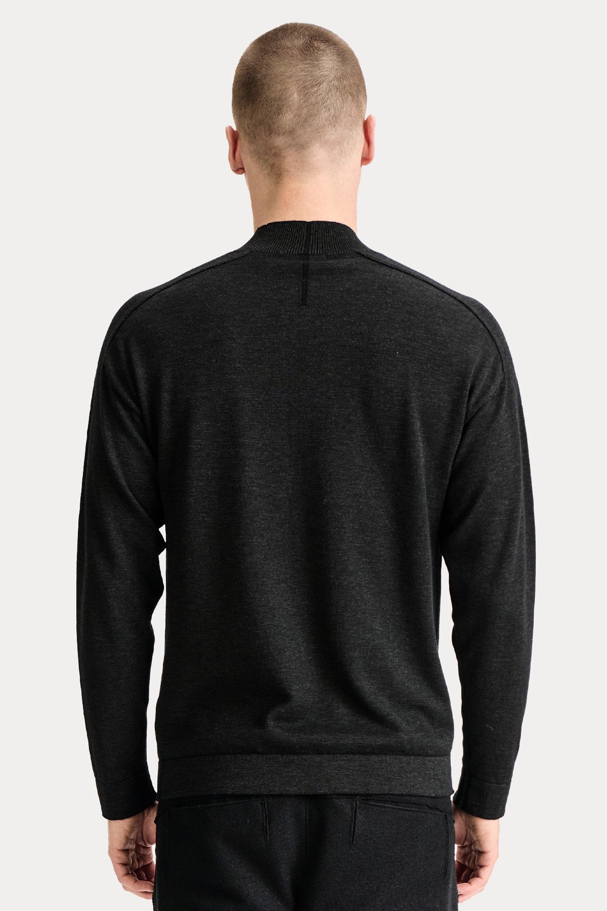 Transit Perkins Yaka İnce Örgü Yün Triko