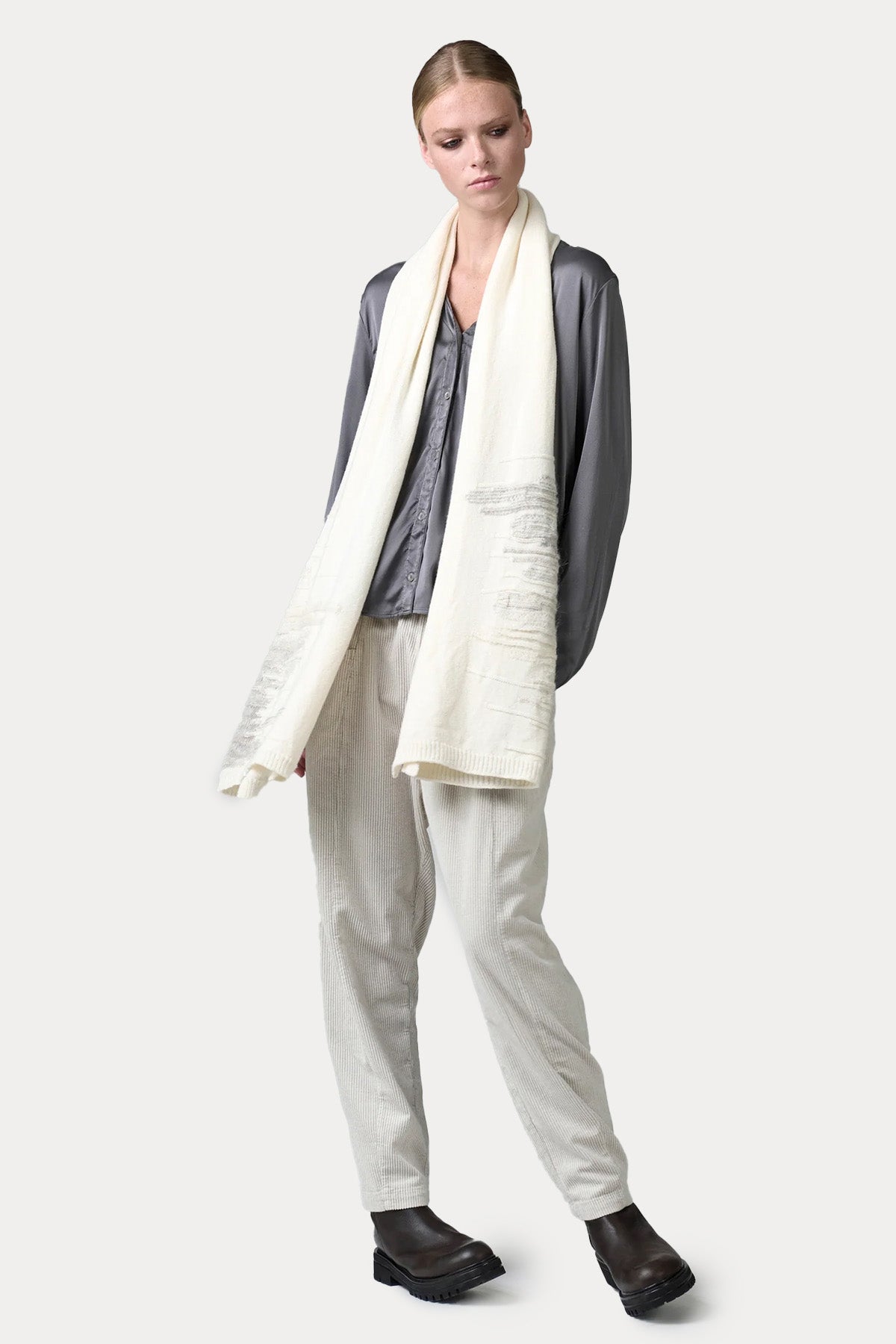 Transit Degrade Geçişli Örgü Yün Atkı