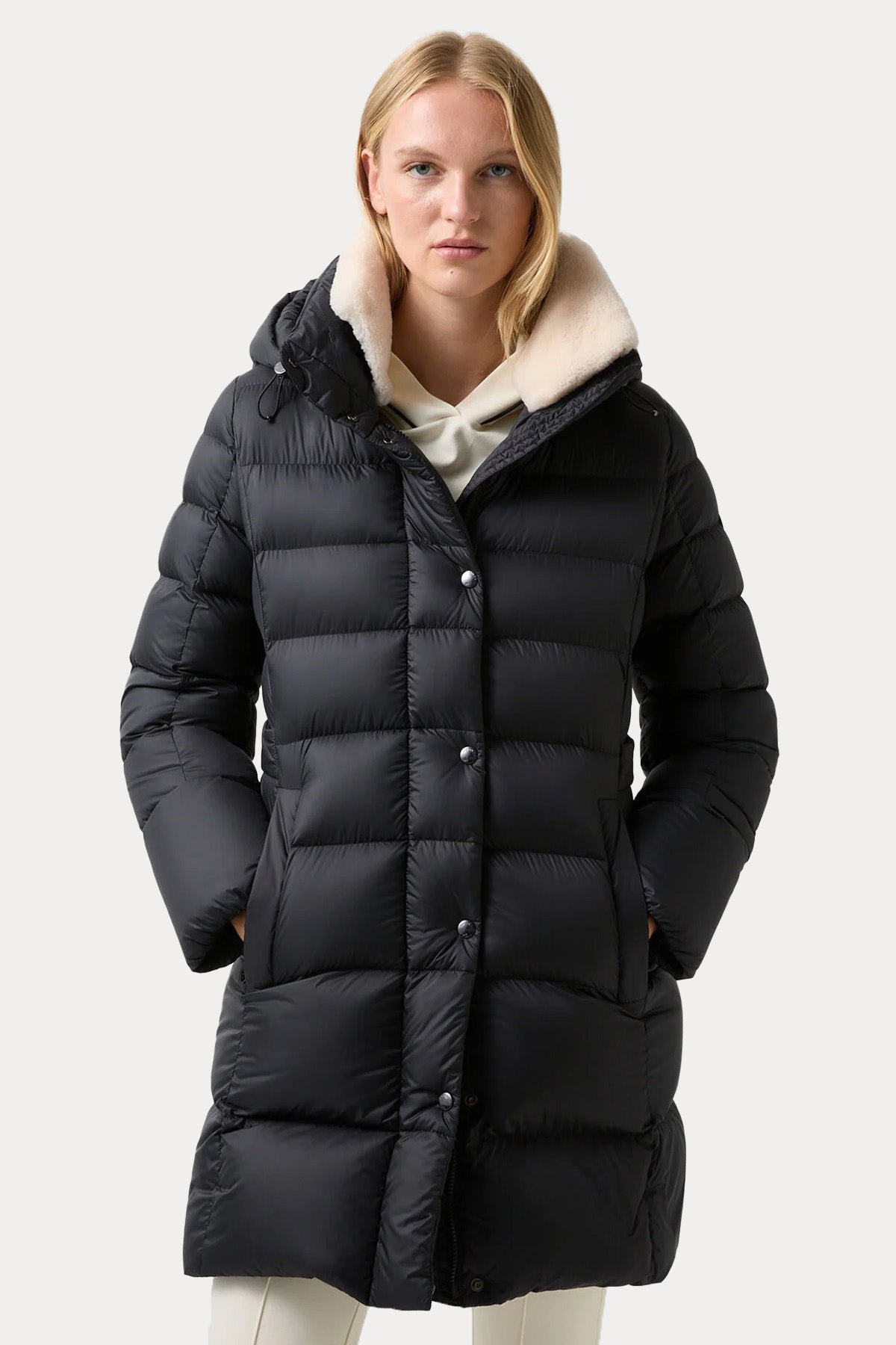 Bogner Nicci Regular Fit Yakası Kürklü Kapüşonlu Puffer Mont