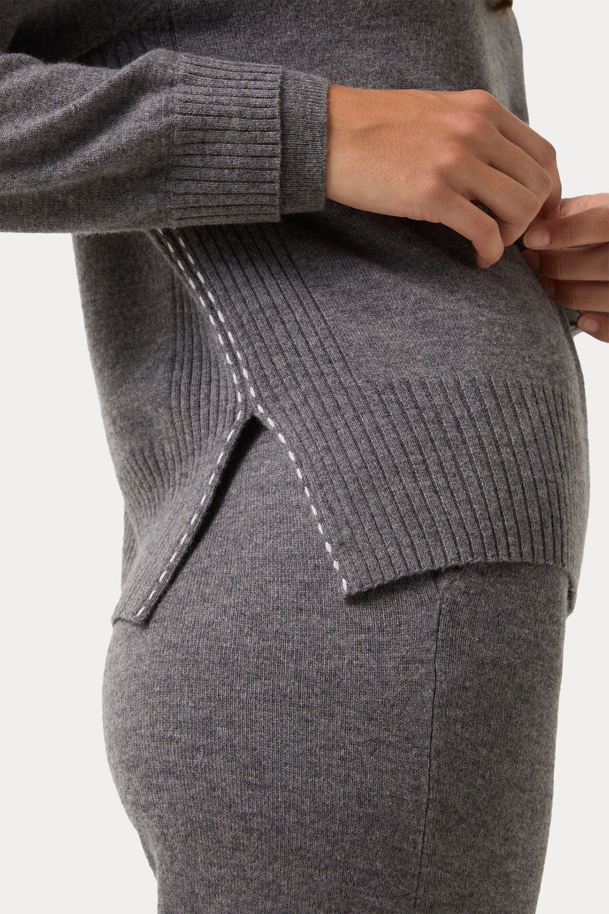 Bogner Lysanne Regular Fit Perkins Yaka İnce Örgü Yün Triko