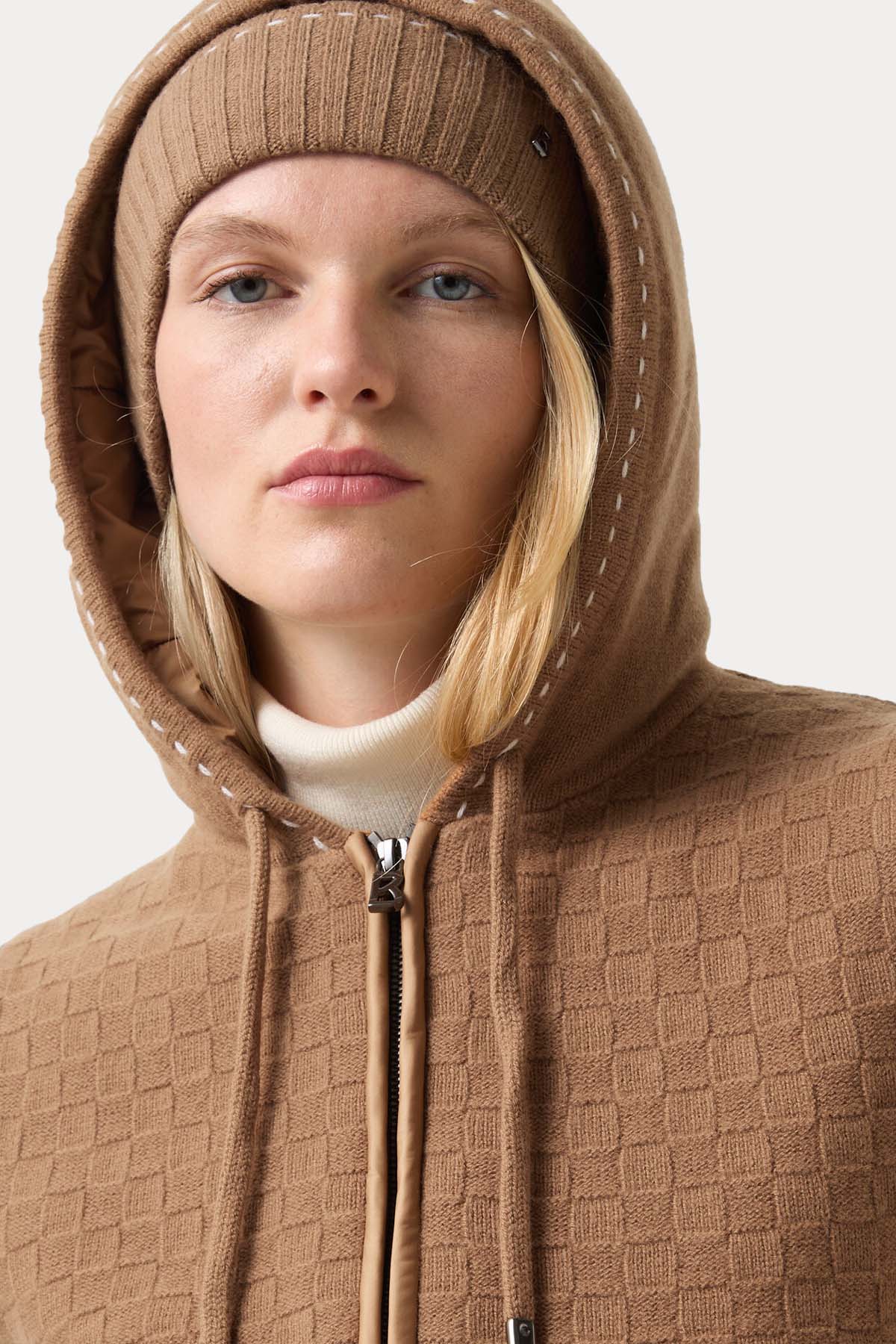 Bogner Lissity Regular Fit Kapüşonlu Puffer Yün Yelek