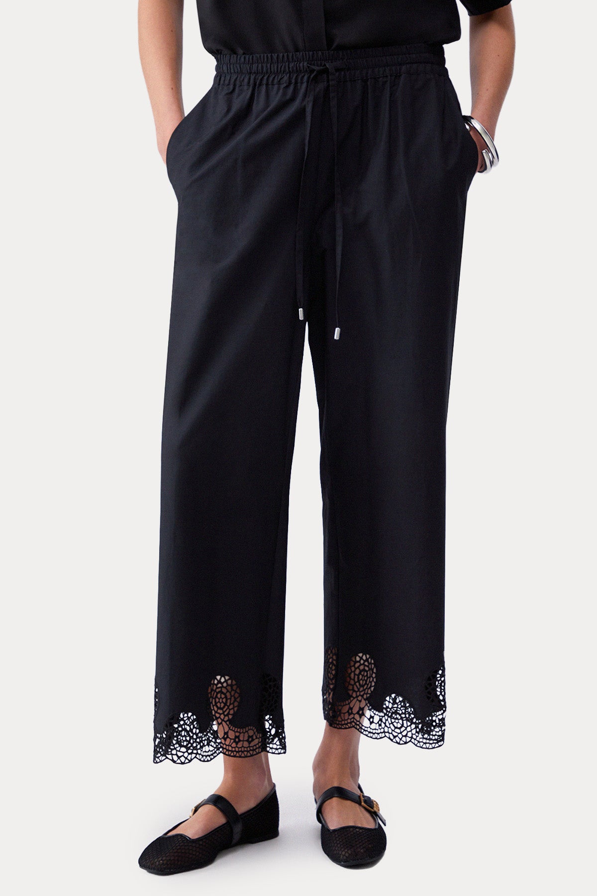 Liu Jo Straight Fit Beli Lastikli Nakış Detaylı Poplin Pantolon-Pantolon-Libas
