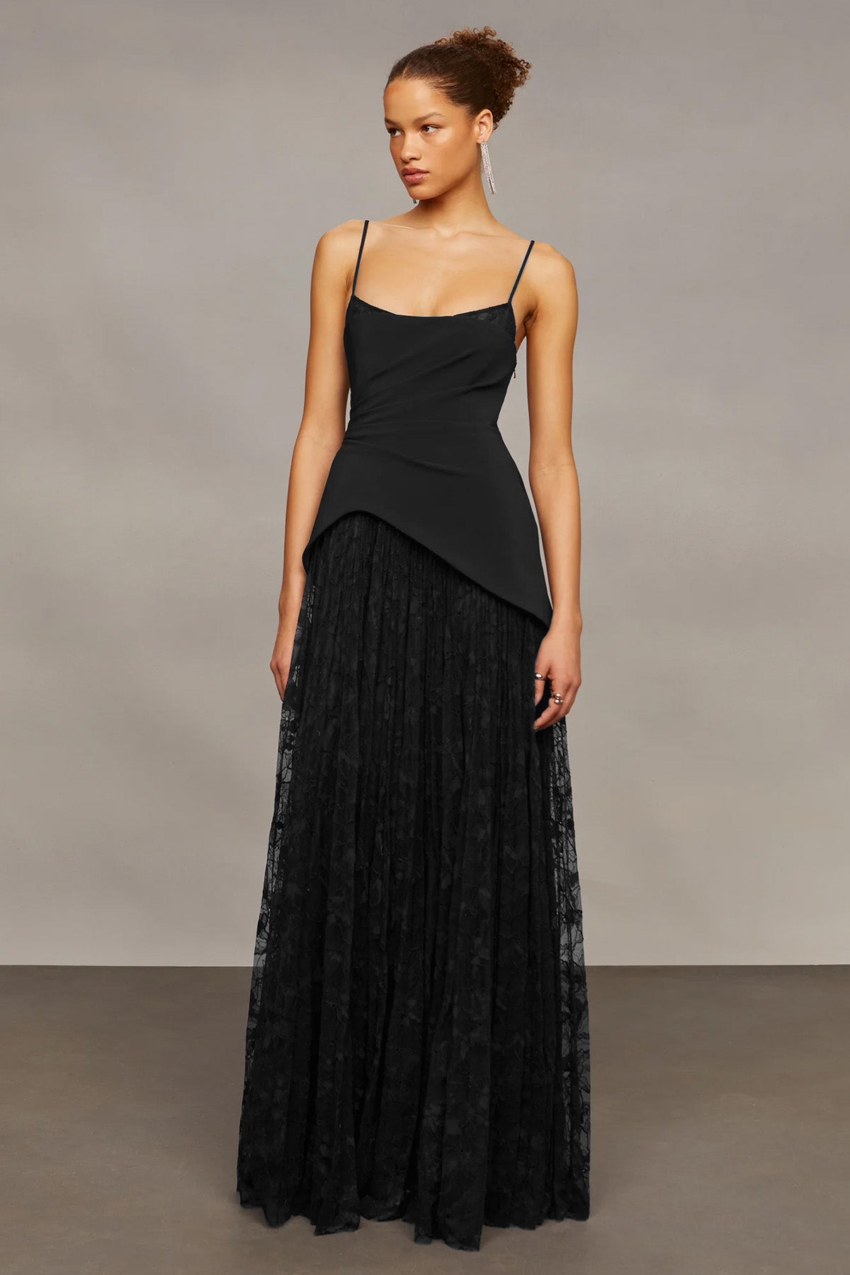 Amur Leighton Pilili Streç Maxi Abiye Elbise