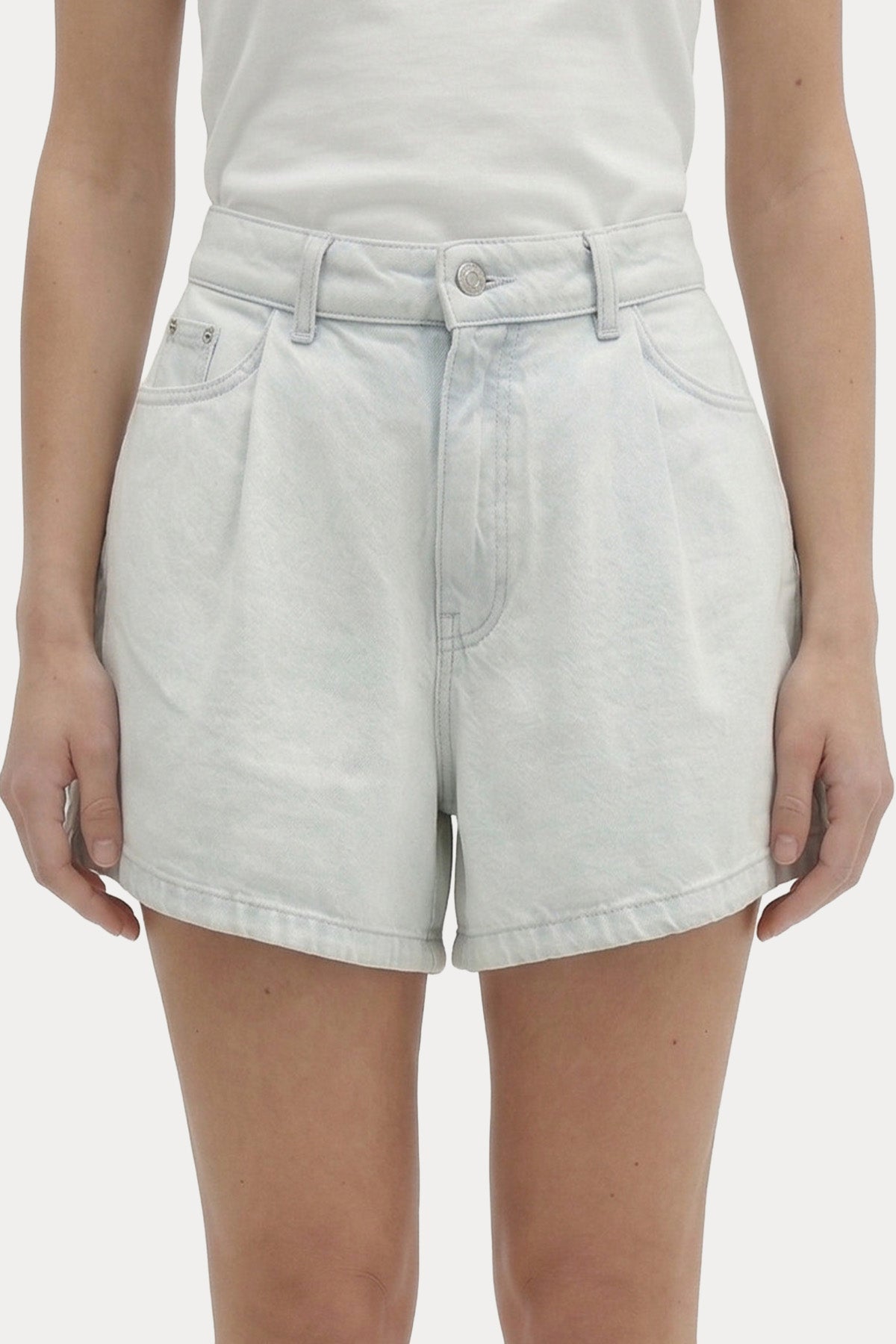 Berenice Relaxed Fit Tek Pile Yıkamalı Denim Şort
