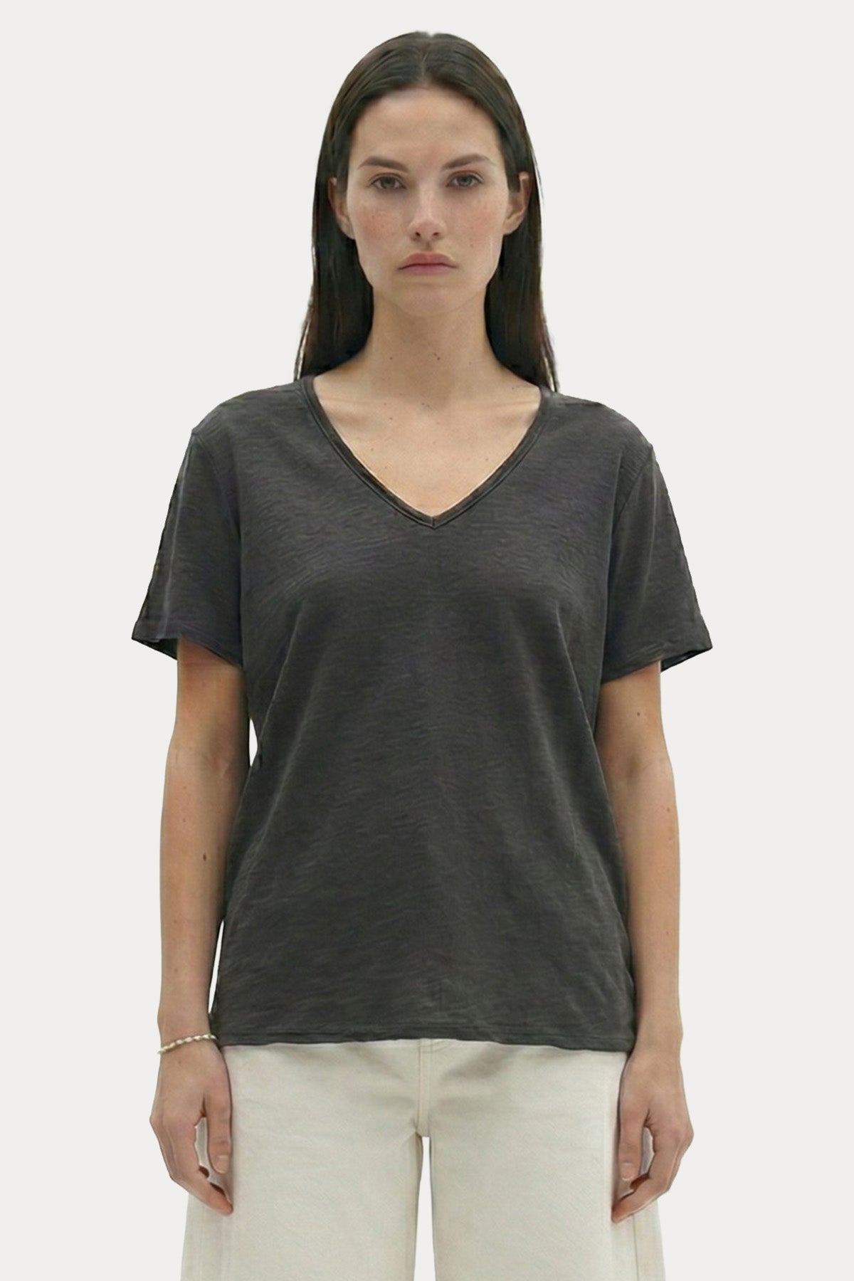 Berenice V Yaka Kanat Desenli Keten T-shirt