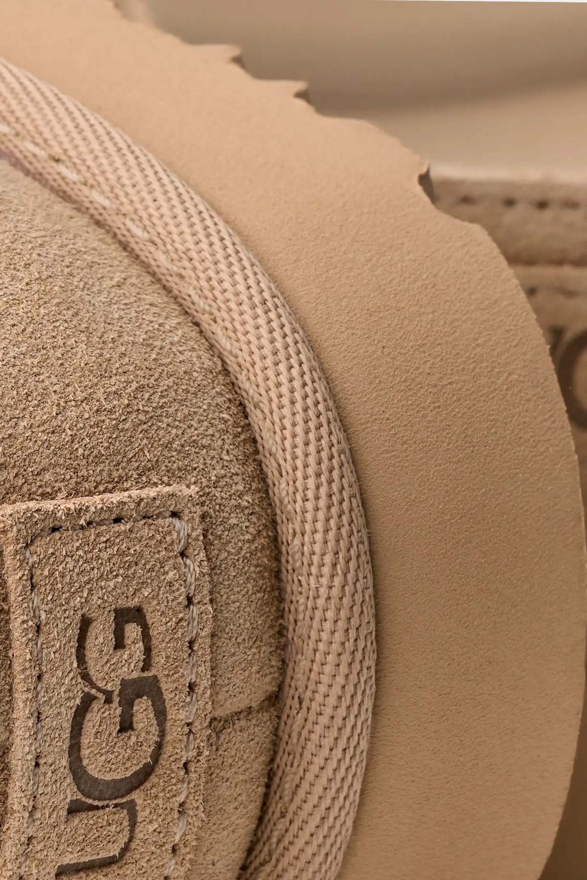 Ugg Sand Goldenstar Hi Cutout Slide Terlik