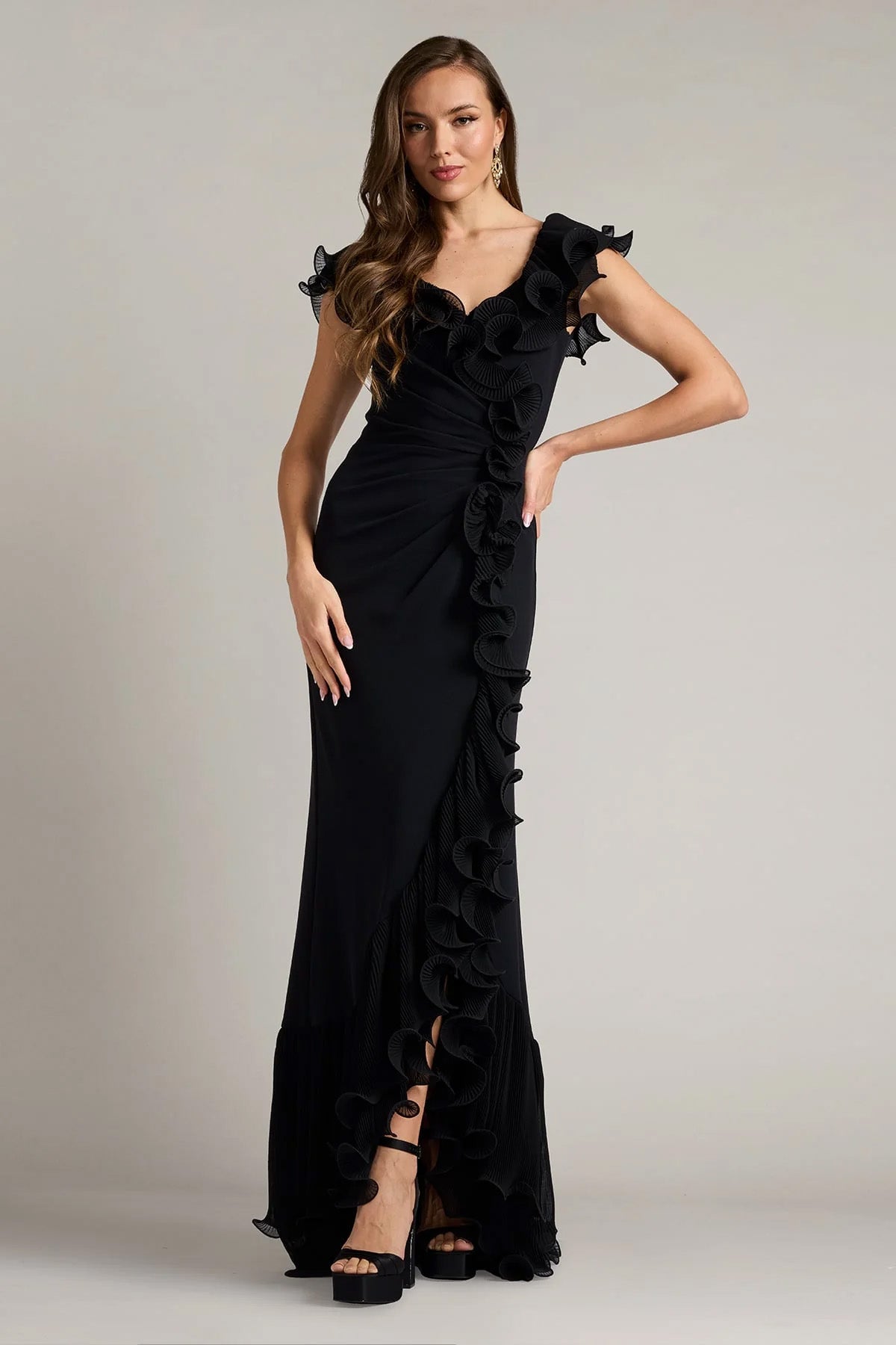 Tadashi Shoji Slim Fit Volan Detaylı Maxi Abiye Elbise