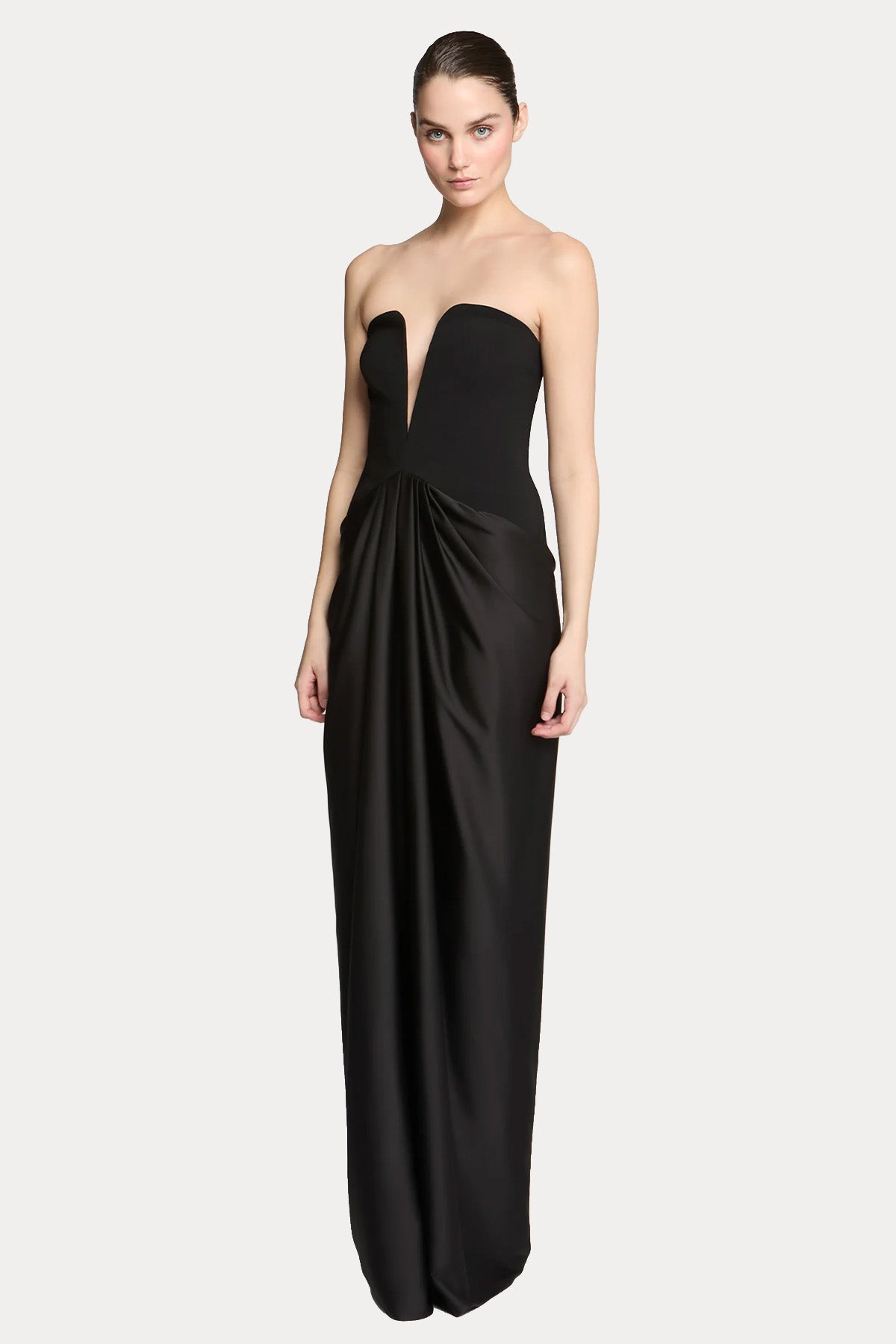 Halston Sanna Krep ve Saten Maxi Abiye Elbise