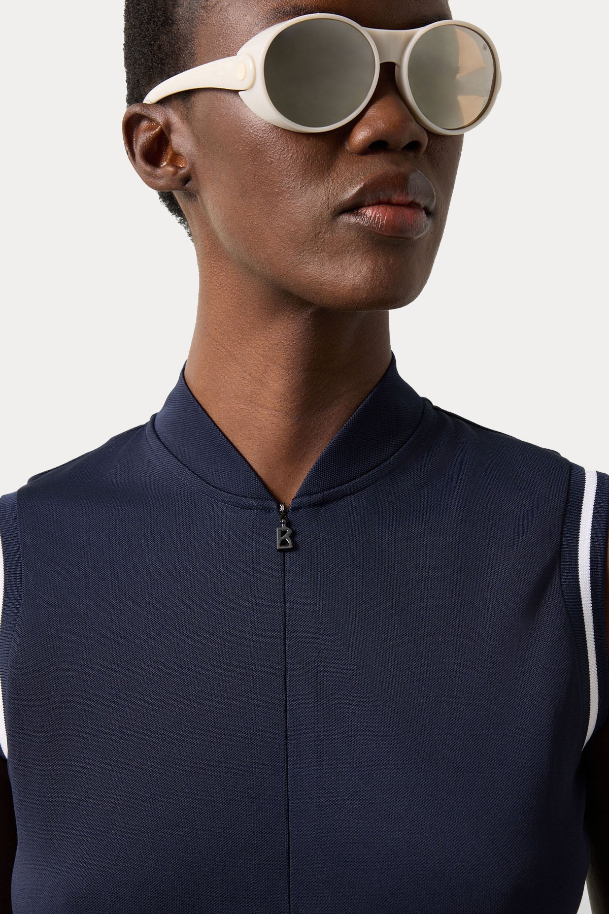 Bogner Evi Dik Yaka Yarım Fermuarlı Streç T-shirt