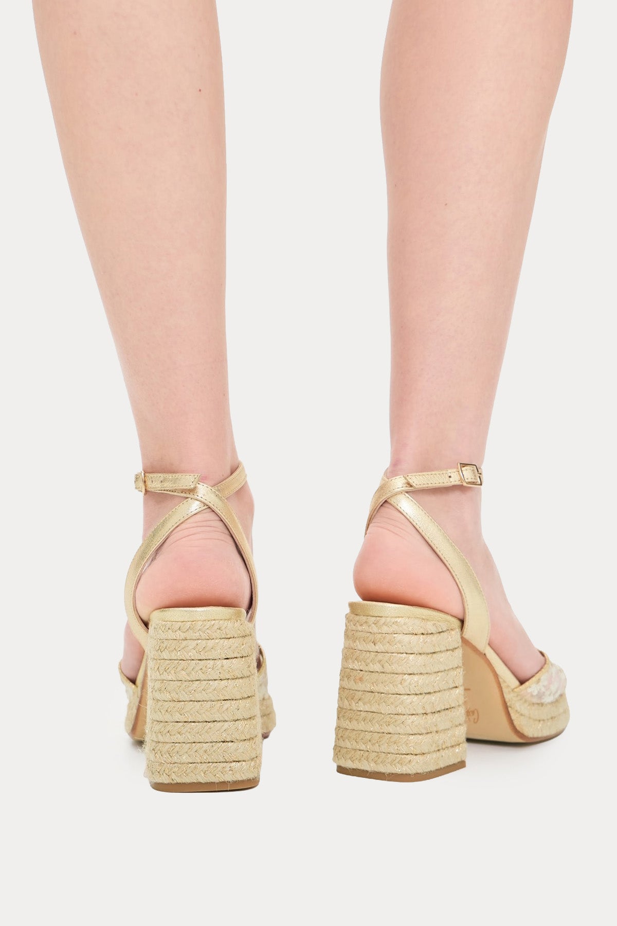 Castaner Vals Küt Burun Hasır Örgü Topuklu Sandalet