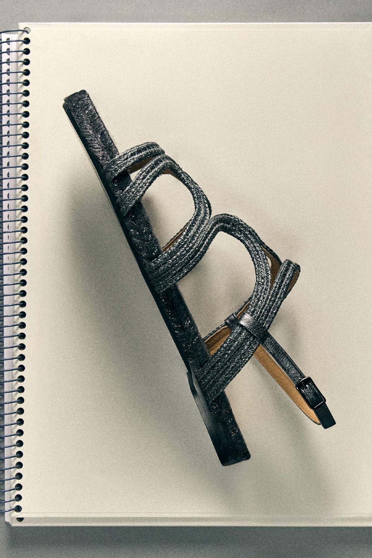 Castaner Pitra Parlak Örgü Sandalet