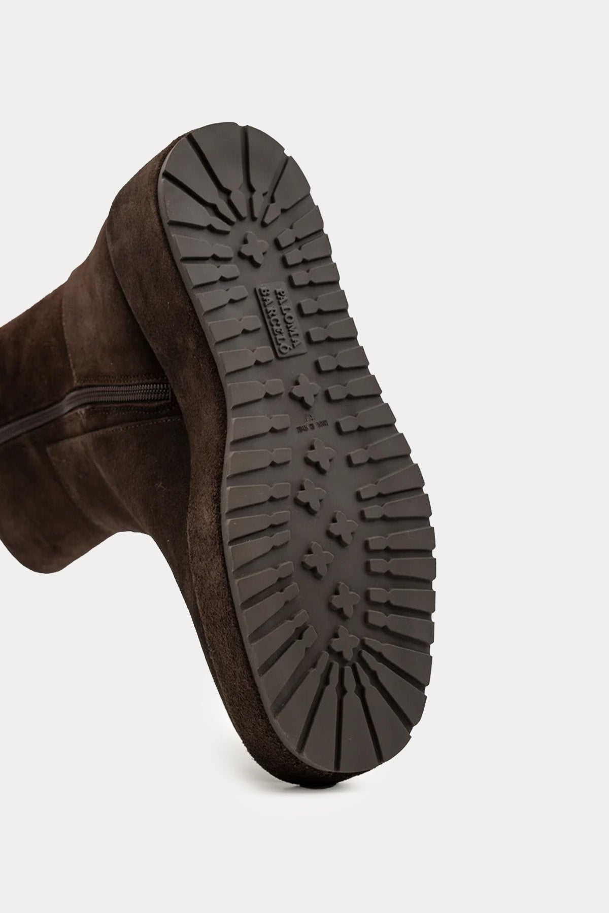 Paloma Barcelo Renata Süet Bot