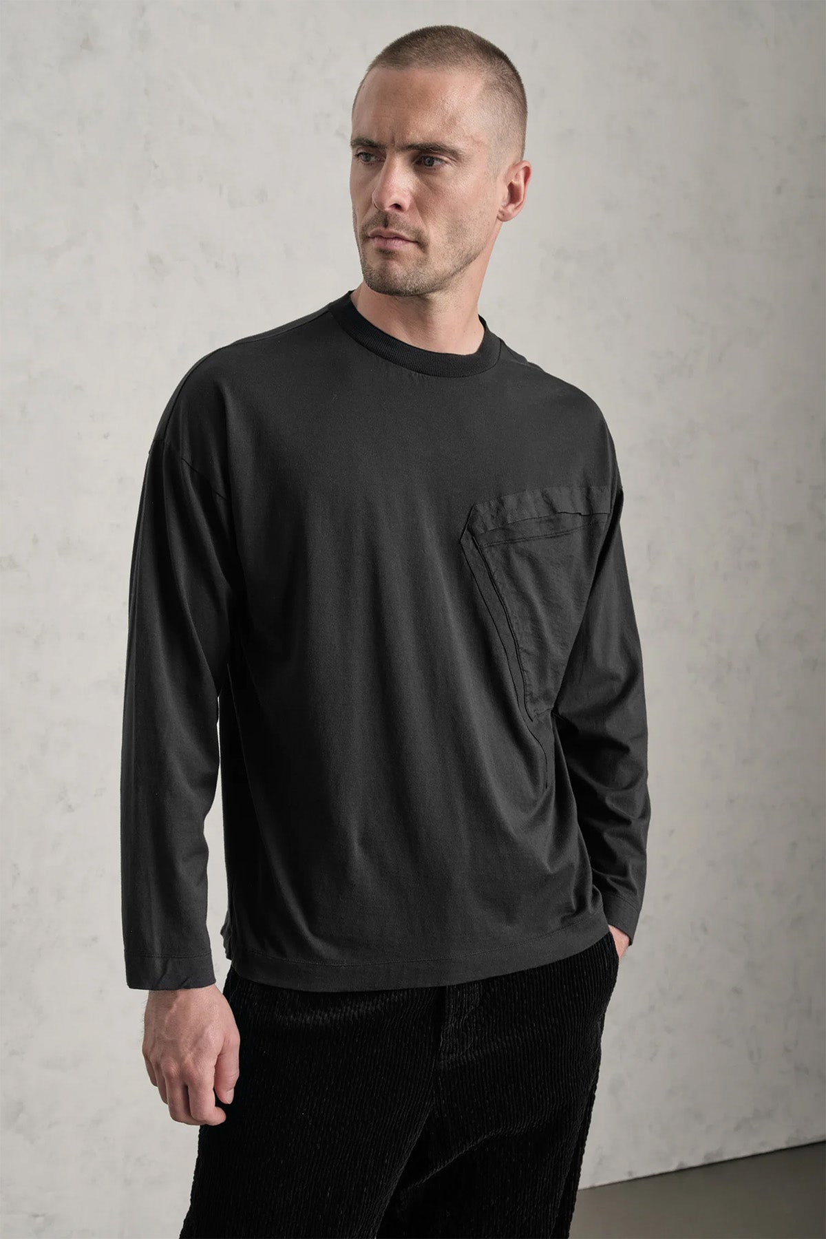 Transit Geniş Kesim Cep Detaylı T-shirt