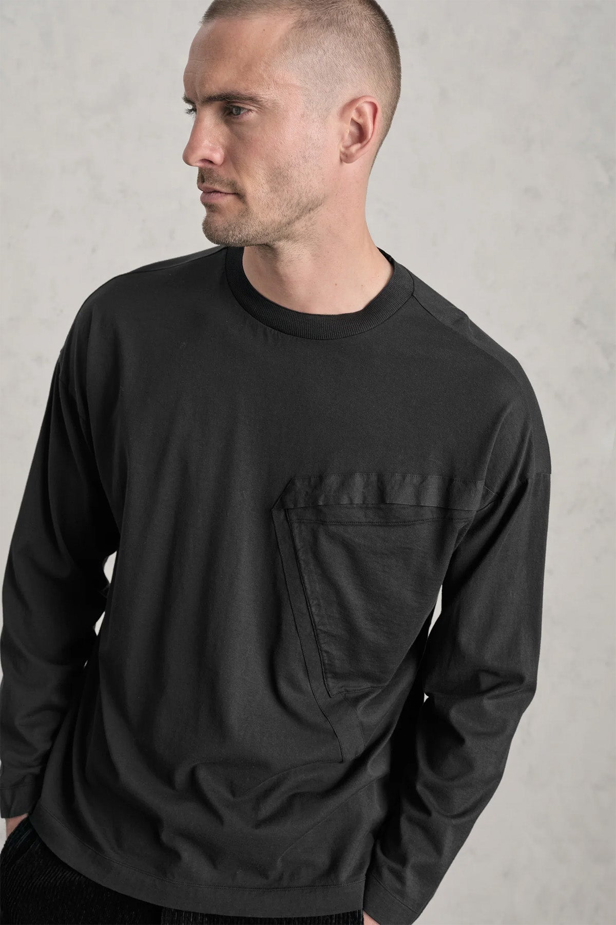 Transit Geniş Kesim Cep Detaylı T-shirt