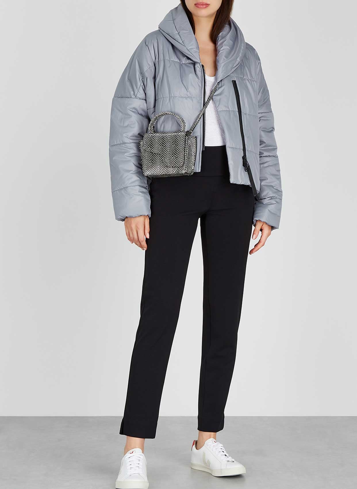 Crea Concept Mont-Libas Trendy Fashion Store