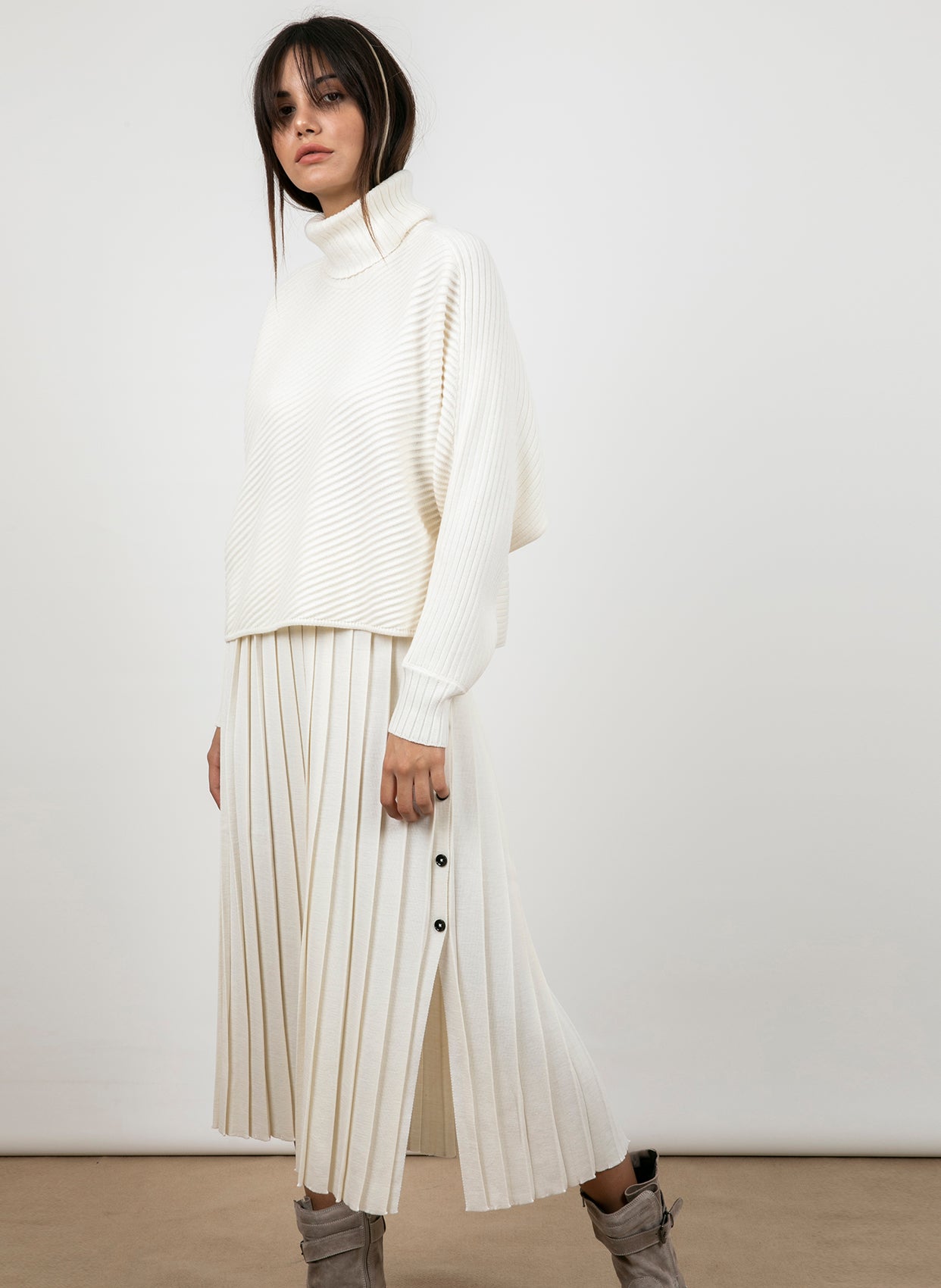 Crea Concept Etek-Libas Trendy Fashion Store