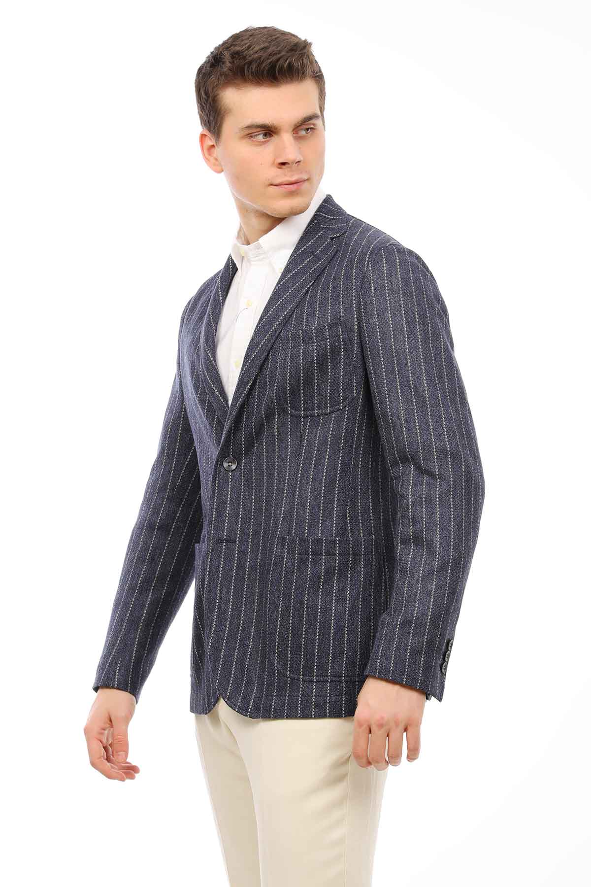 The Gigi Keten Ceket