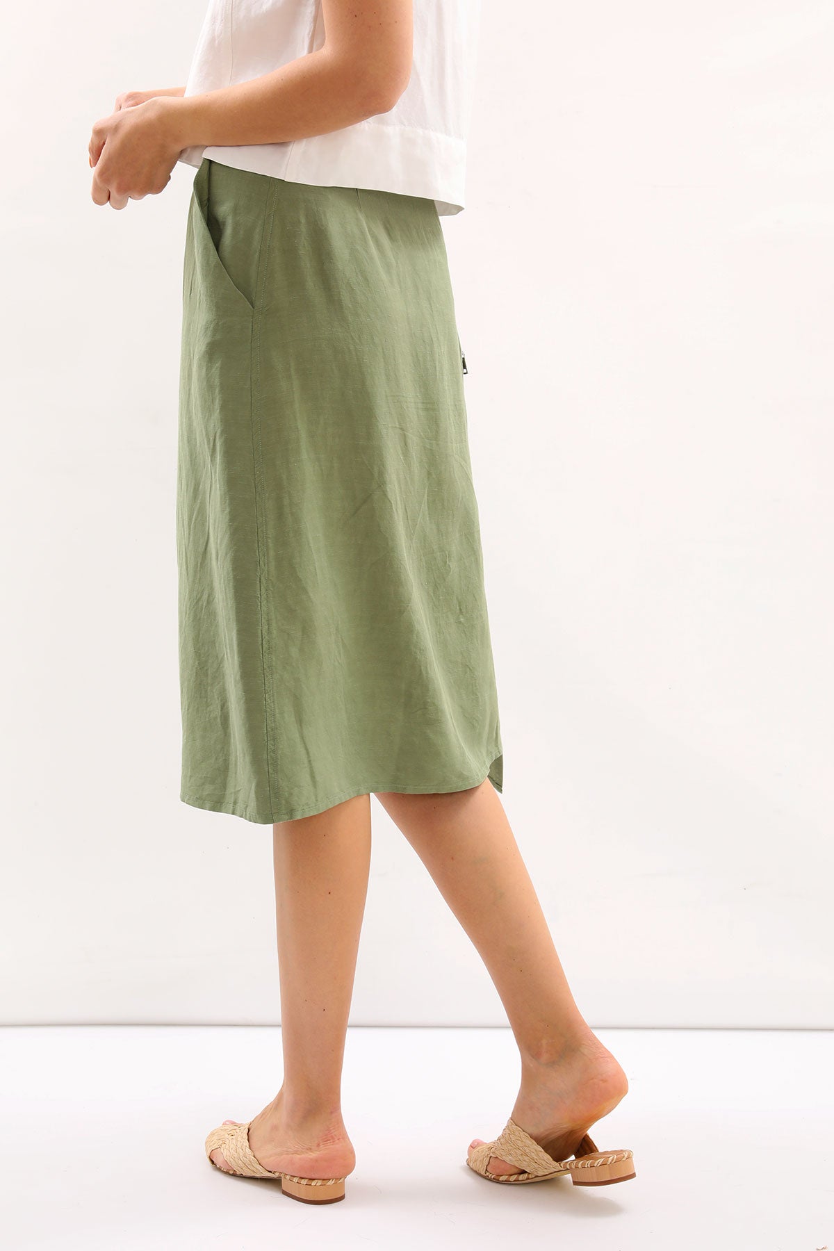 Crea Concept Etek-Libas Trendy Fashion Store