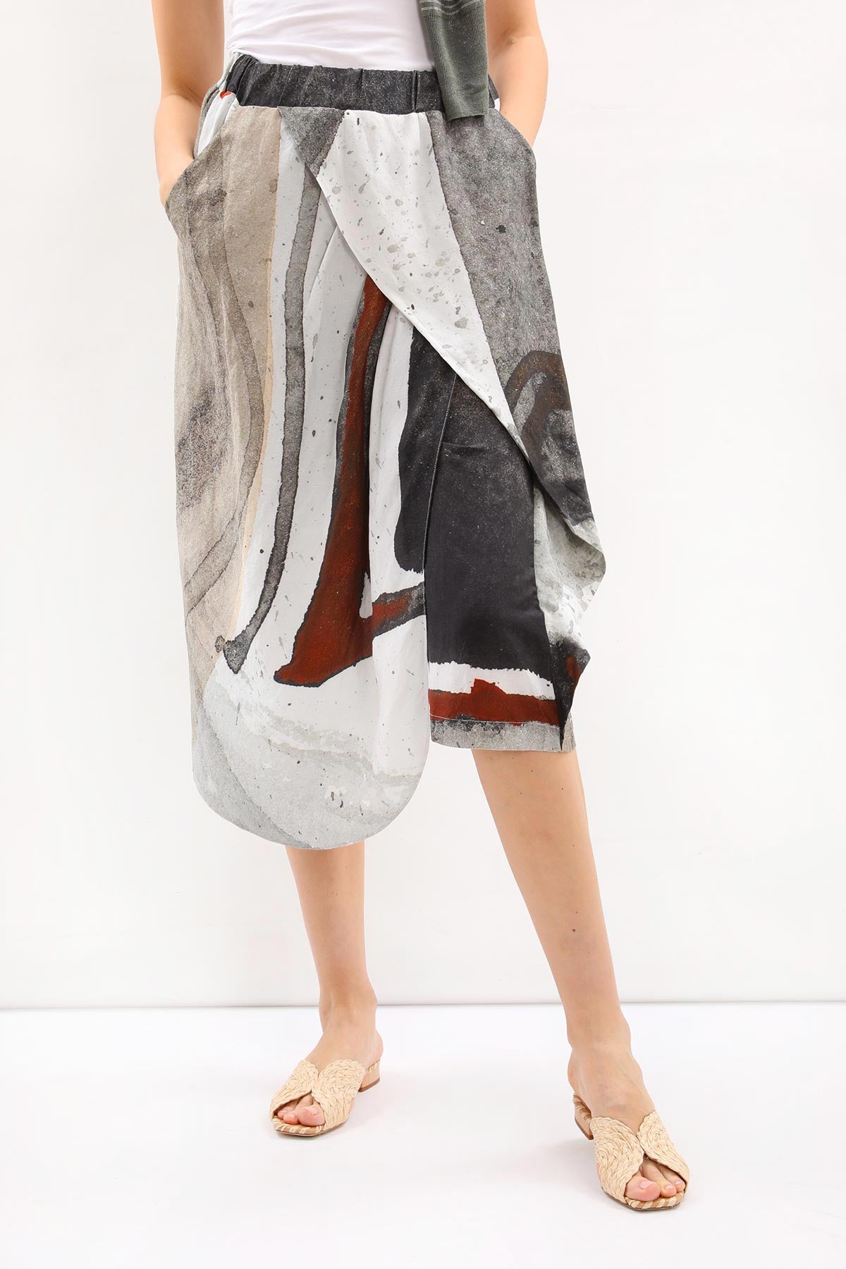 Crea Concept Etek-Libas Trendy Fashion Store