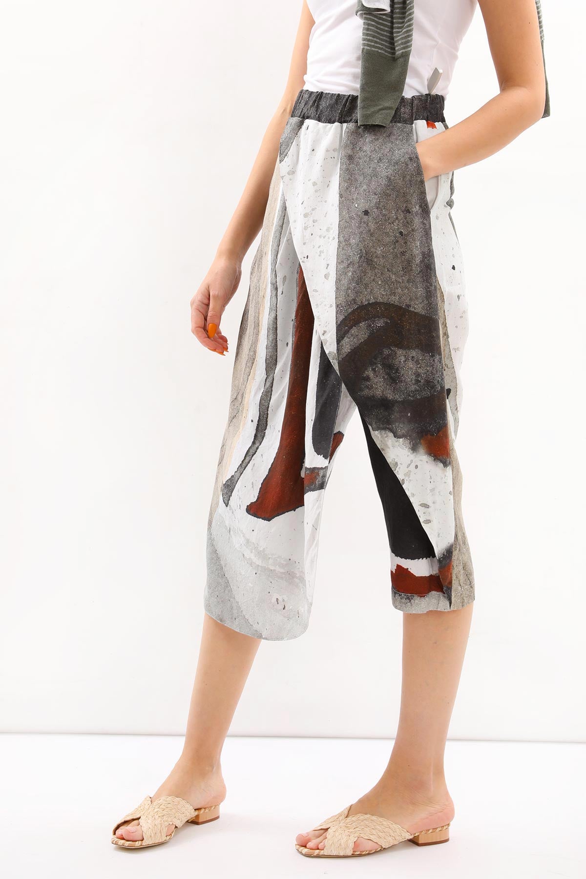 Crea Concept Etek-Libas Trendy Fashion Store