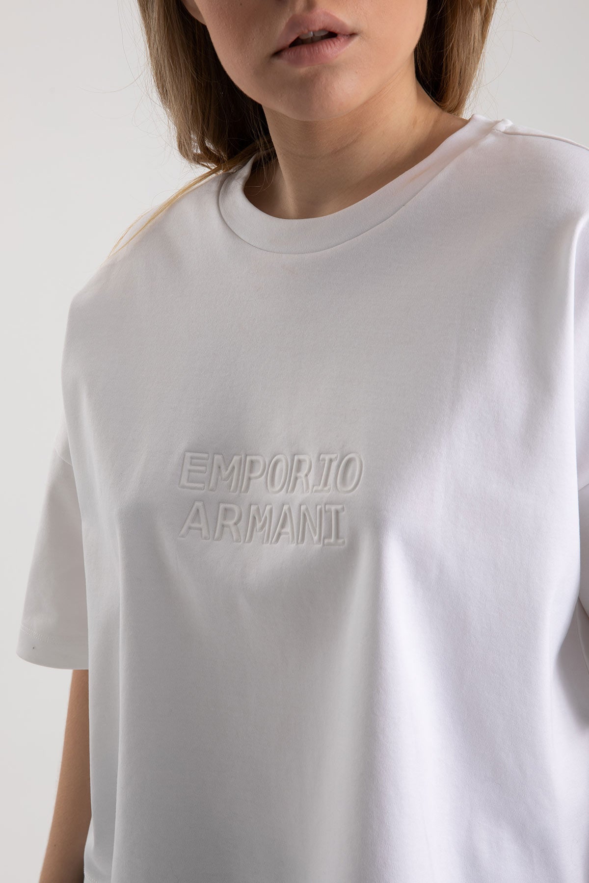 Emporio Armani Düşük Omuzlu Geniş Kesim Logo T-shirt-Libas Trendy Fashion Store