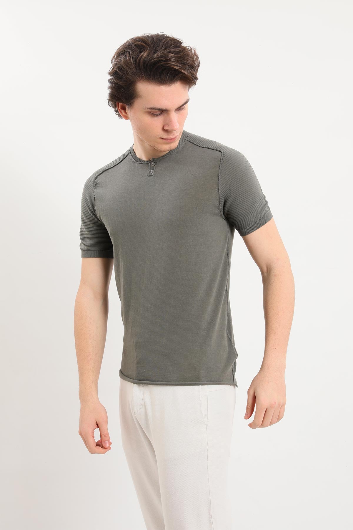 Transit T-shirt-Libas Trendy Fashion Store