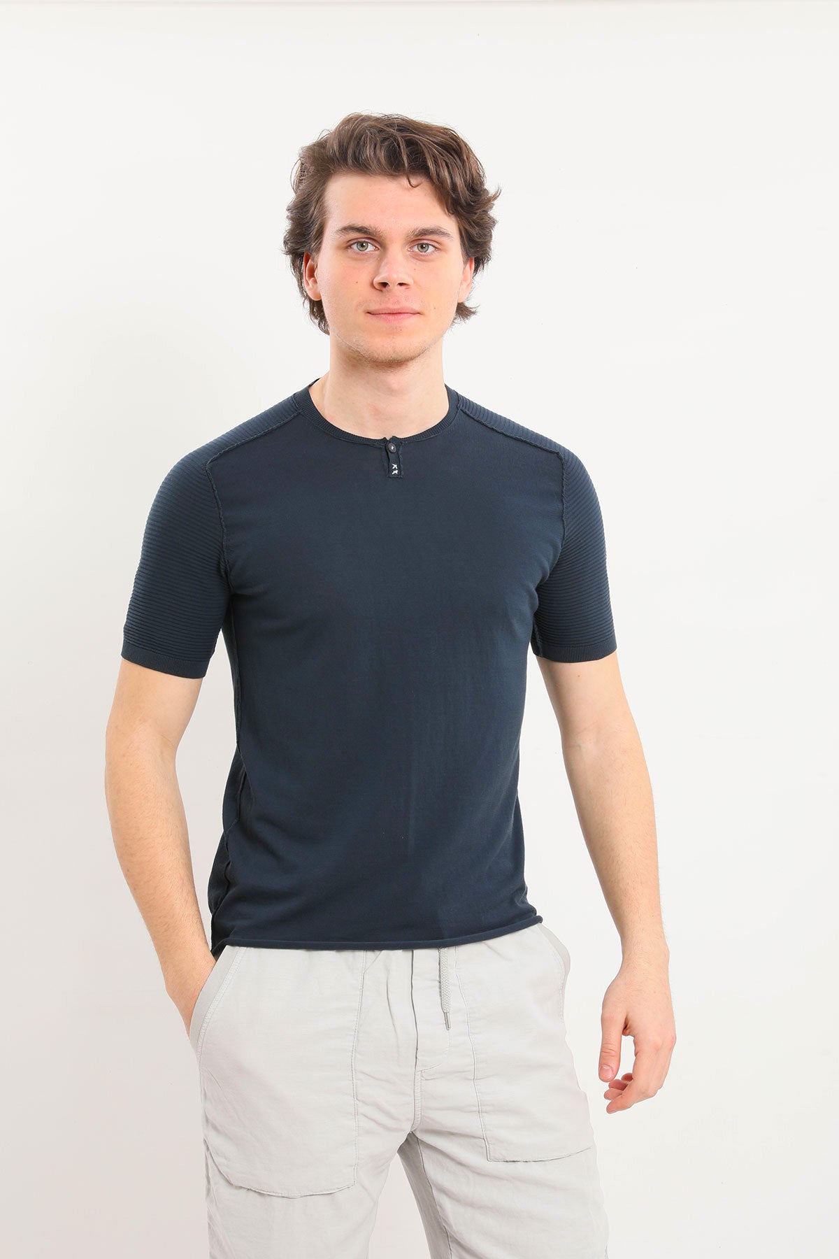 Transit T-shirt-Libas Trendy Fashion Store