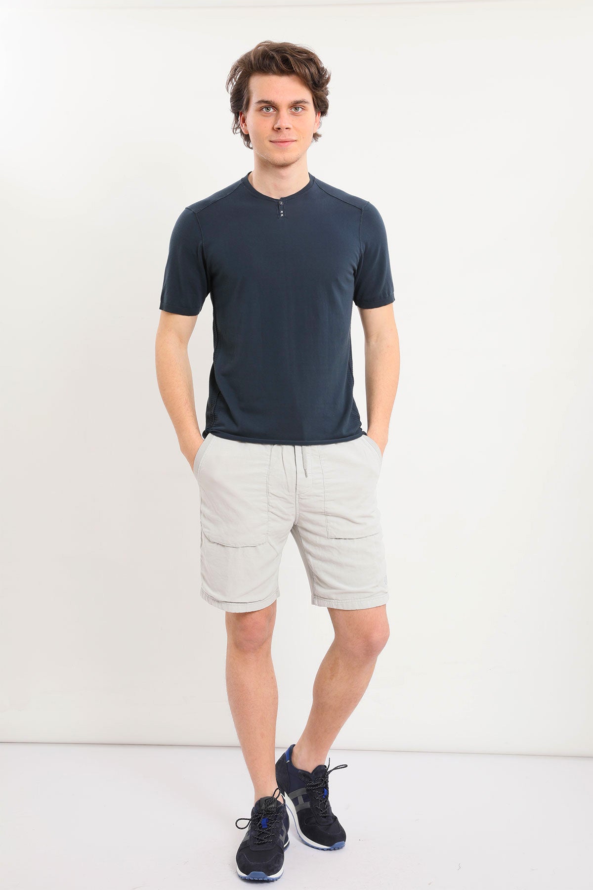 Transit T-shirt-Libas Trendy Fashion Store