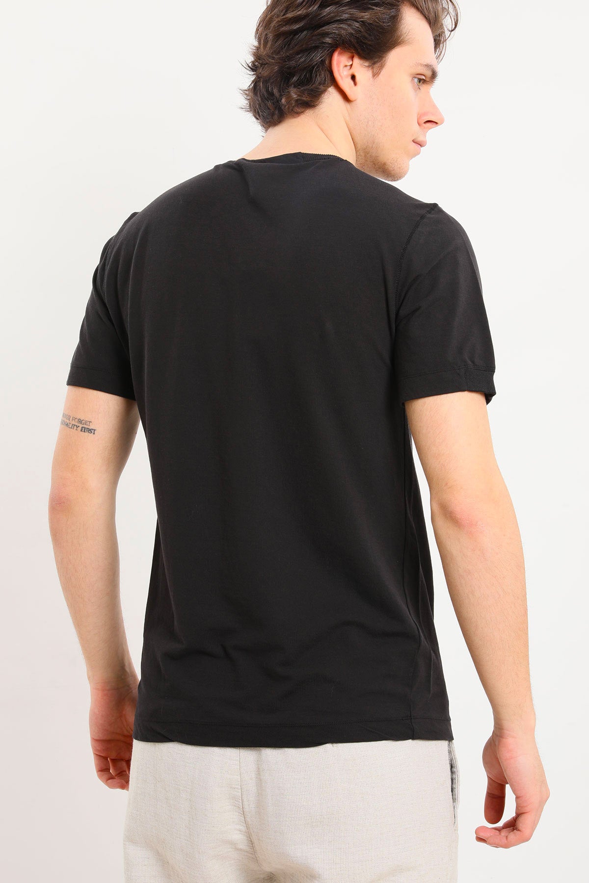 Transit T-shirt-Libas Trendy Fashion Store