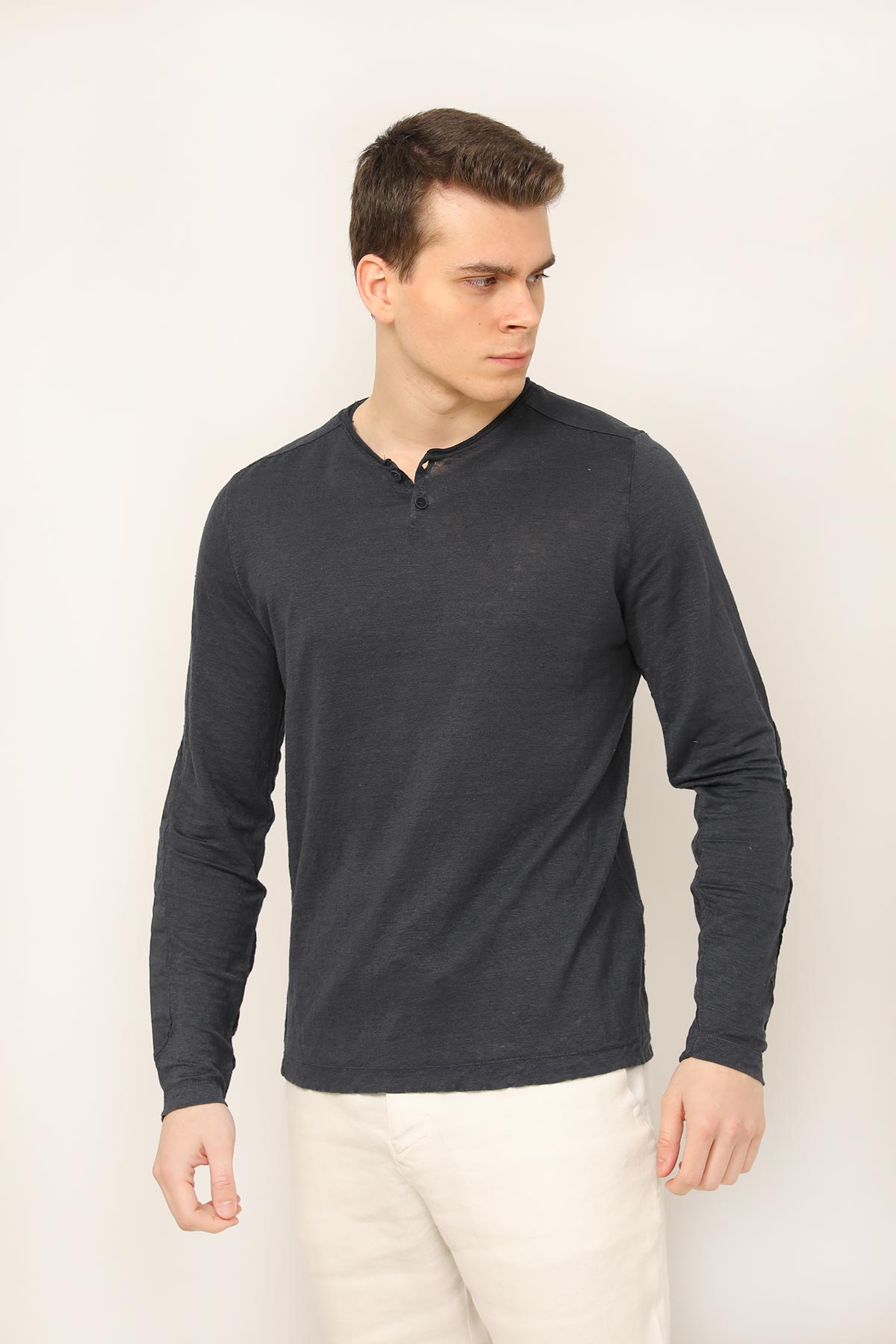 Transit T-shirt-Libas Trendy Fashion Store