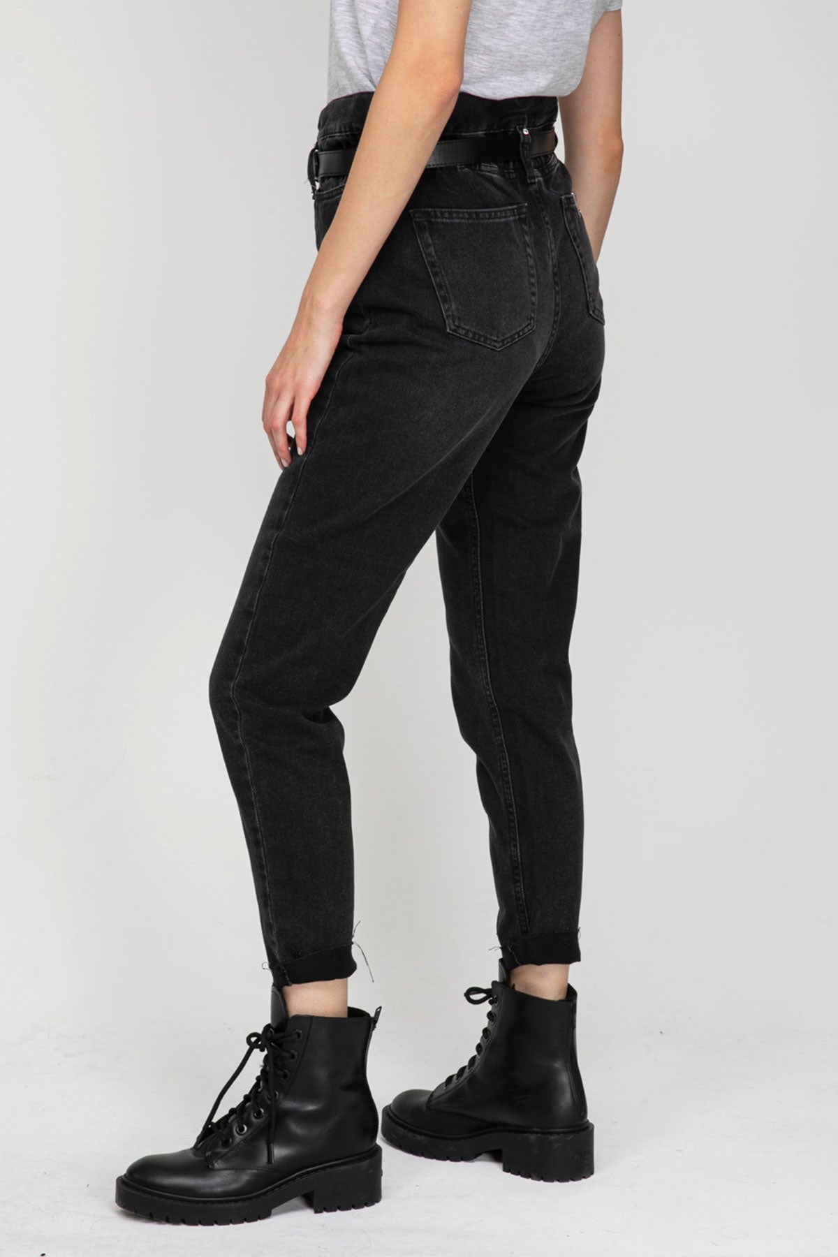 Liu Jo Mom Fit Jeans-Libas Trendy Fashion Store