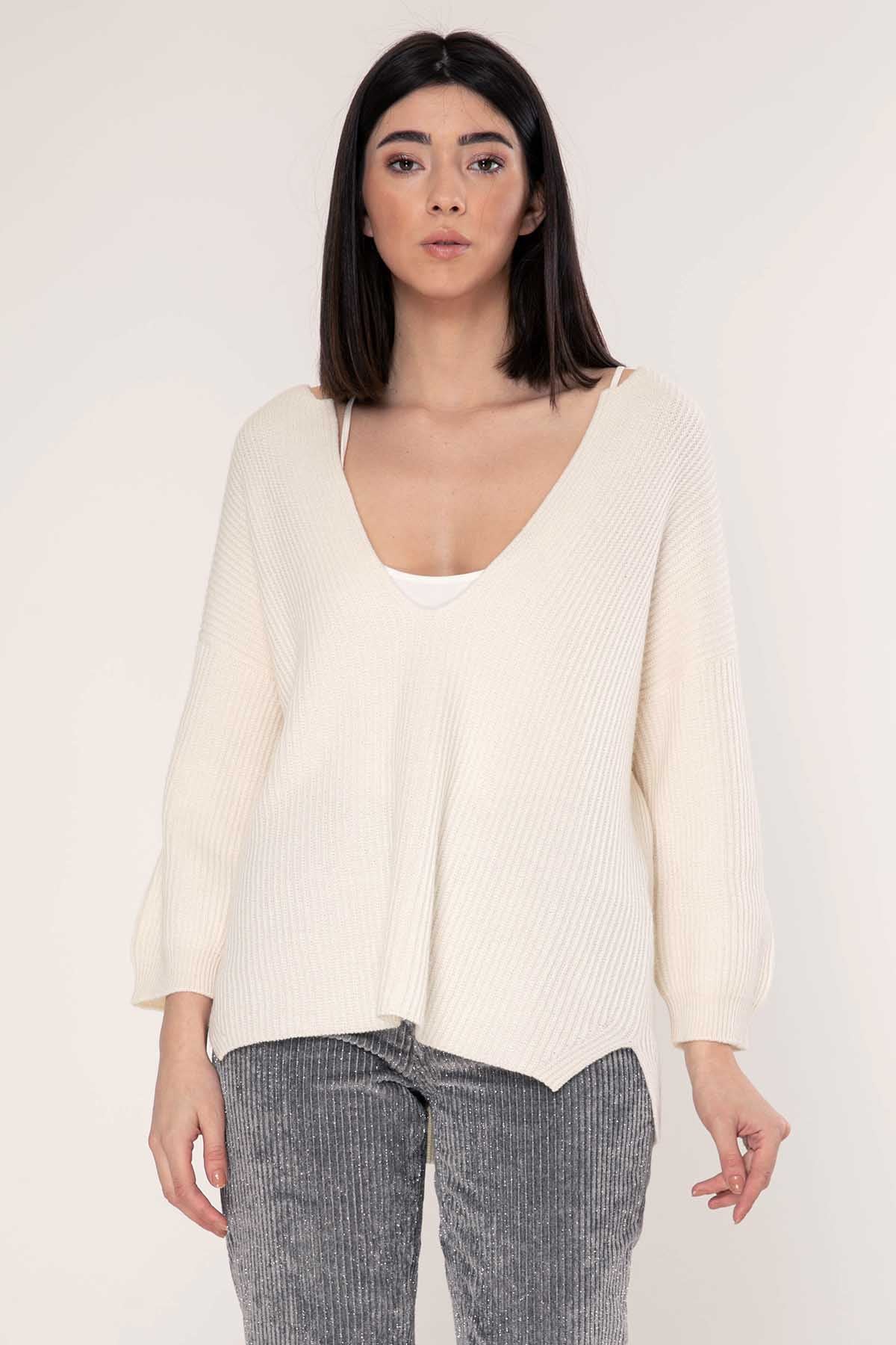 Tonet Derin V Yaka İpek ve Kaşmirli Triko-Libas Trendy Fashion Store