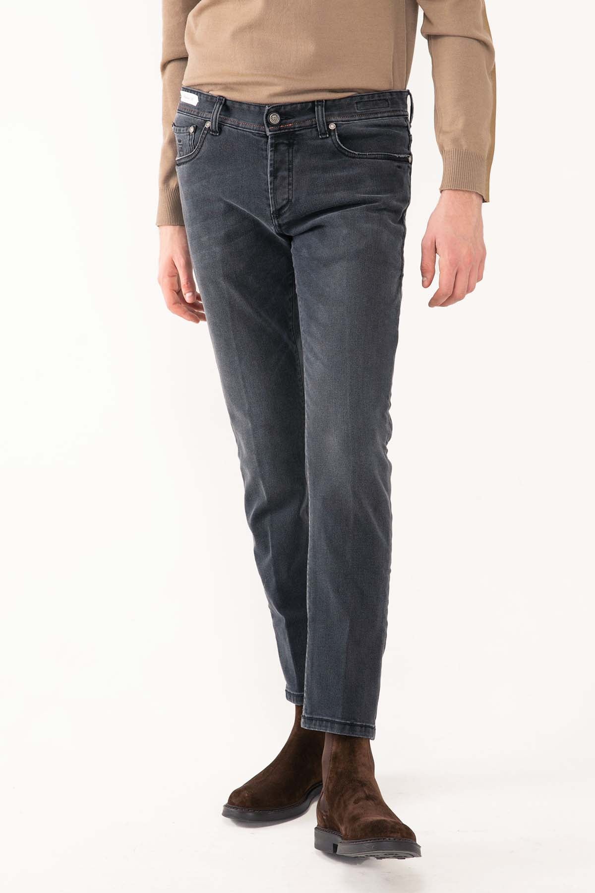 Richard J. Brown Cortina Jeans-Libas Trendy Fashion Store