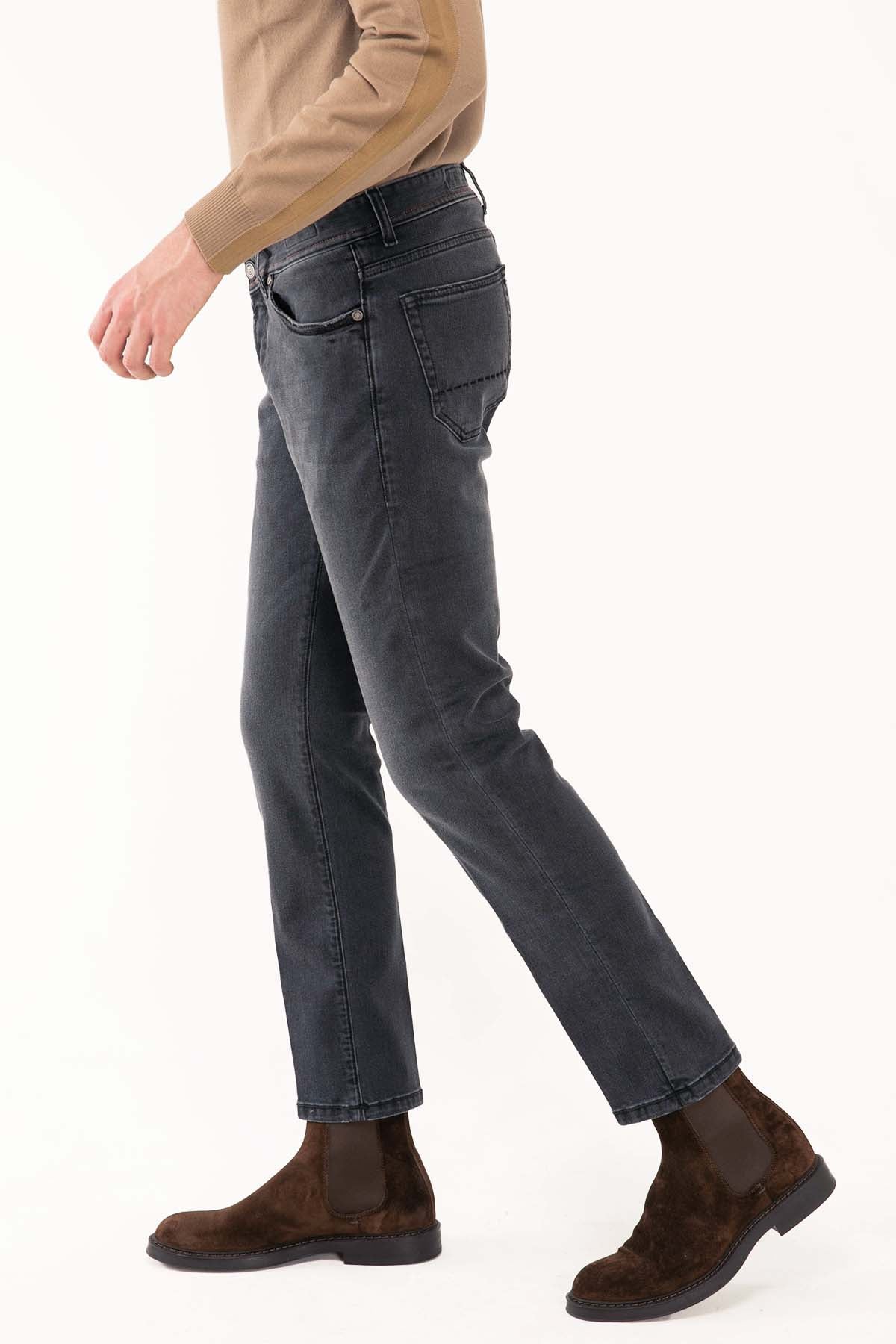Richard J. Brown Cortina Jeans-Libas Trendy Fashion Store