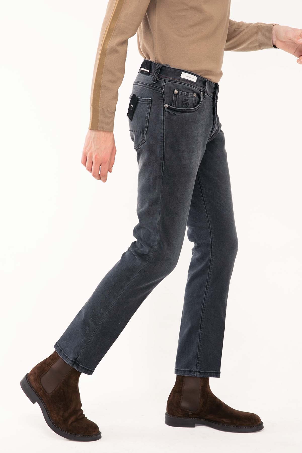 Richard J. Brown Cortina Jeans-Libas Trendy Fashion Store