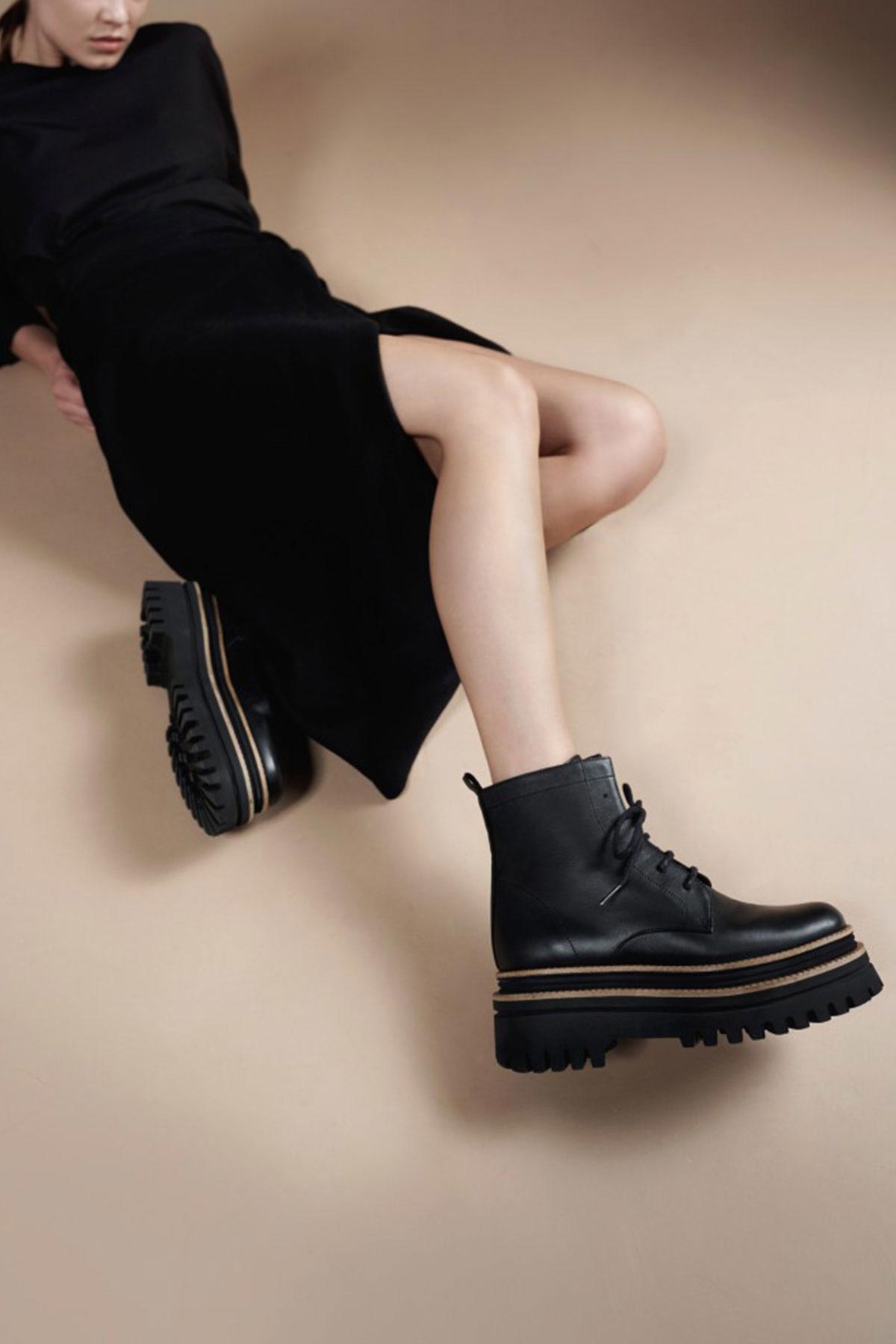 Paloma Barcelo Bot-Libas Trendy Fashion Store