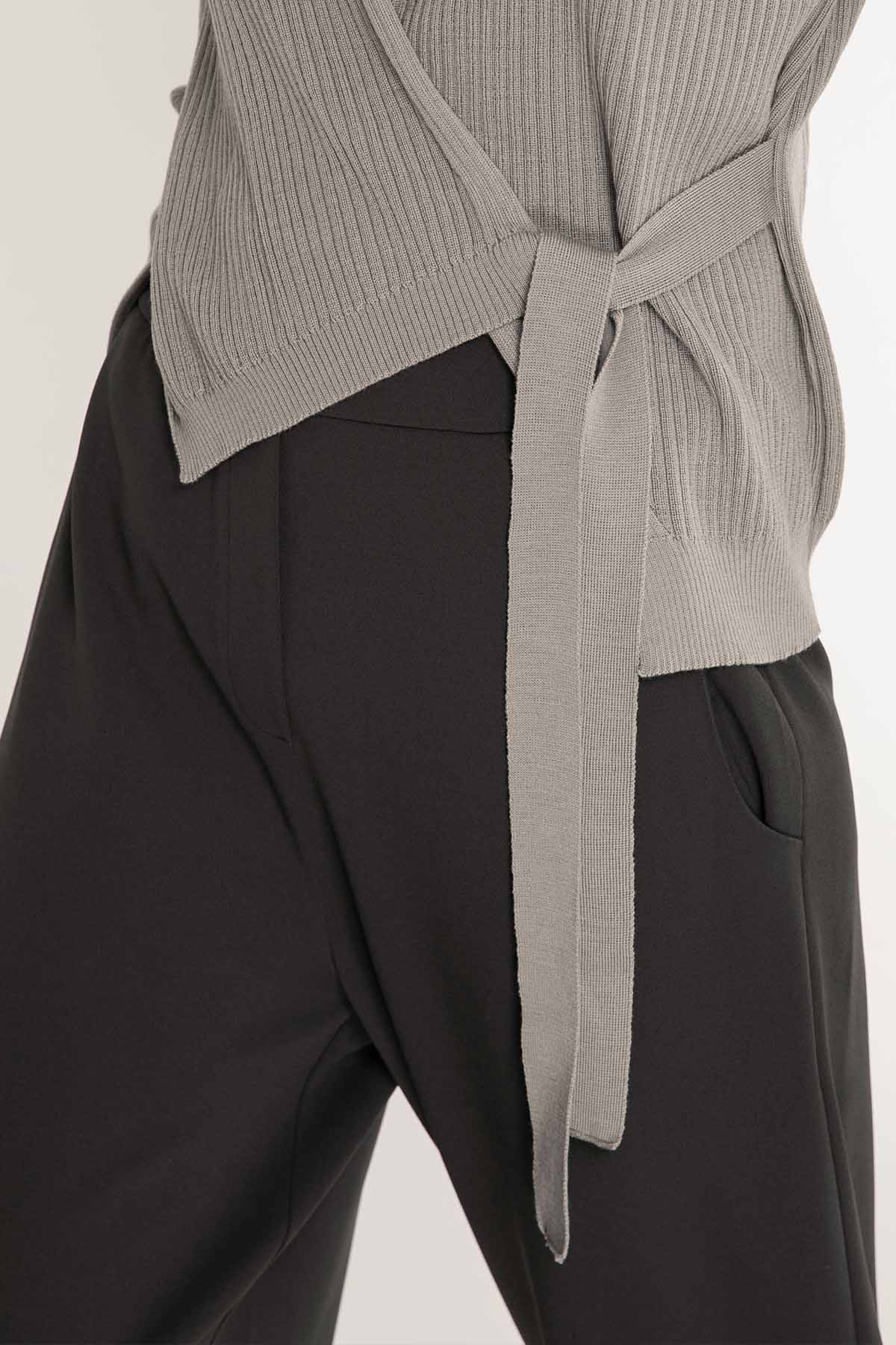 Crea Concept Derin V Yaka Kuşaklı Triko-Libas Trendy Fashion Store