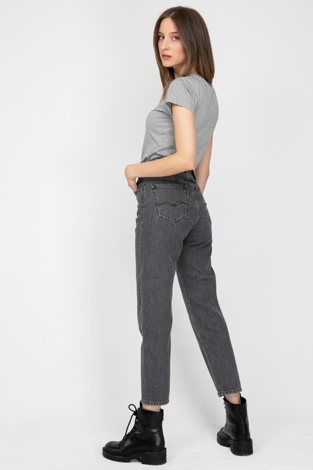 Replay Tyna Mom Fit Jeans-Libas Trendy Fashion Store