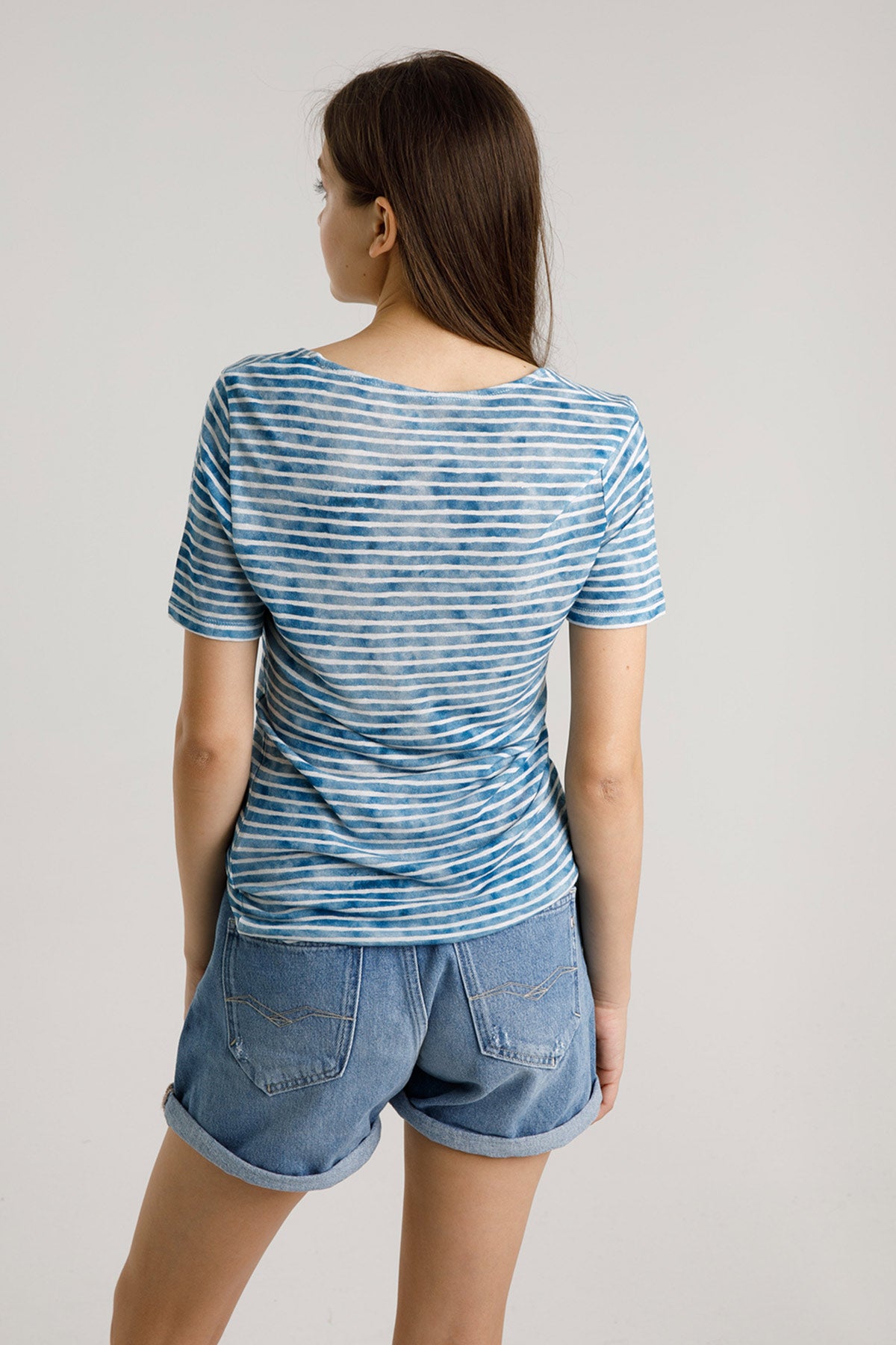 Majestic Oyuk Yaka Streç Keten Çizgili T-shirt-Libas Trendy Fashion Store