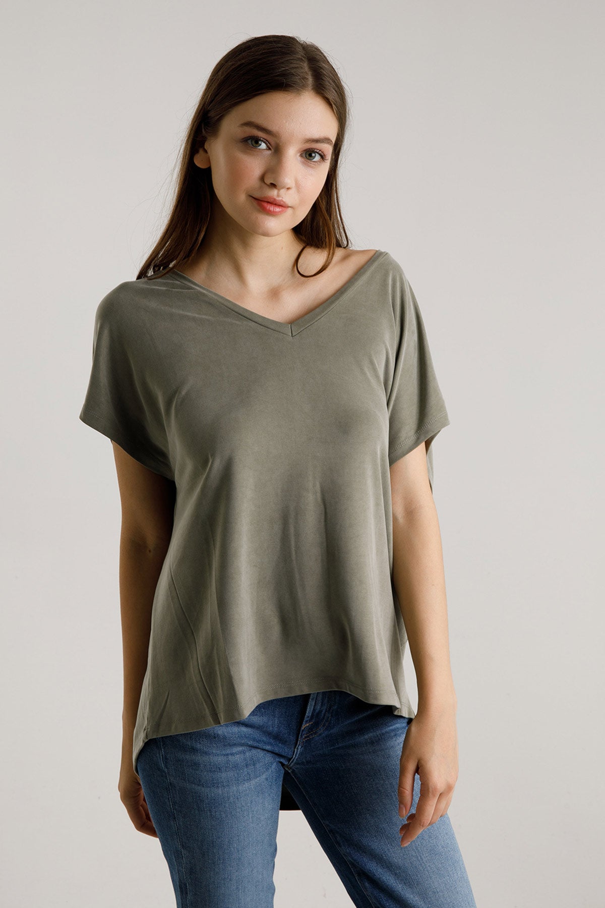 Majestic V Yaka Streç T-shirt-Libas Trendy Fashion Store