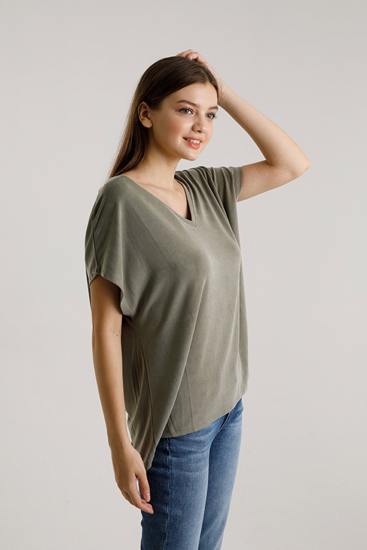 Majestic V Yaka Streç T-shirt-Libas Trendy Fashion Store