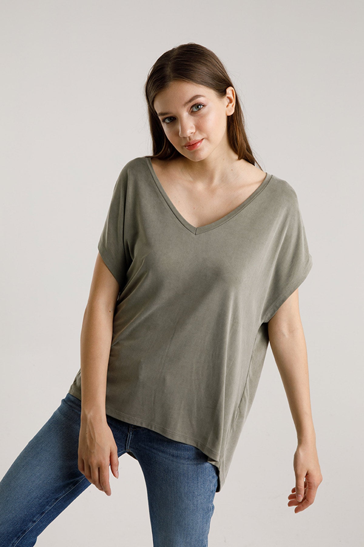 Majestic V Yaka Streç T-shirt-Libas Trendy Fashion Store