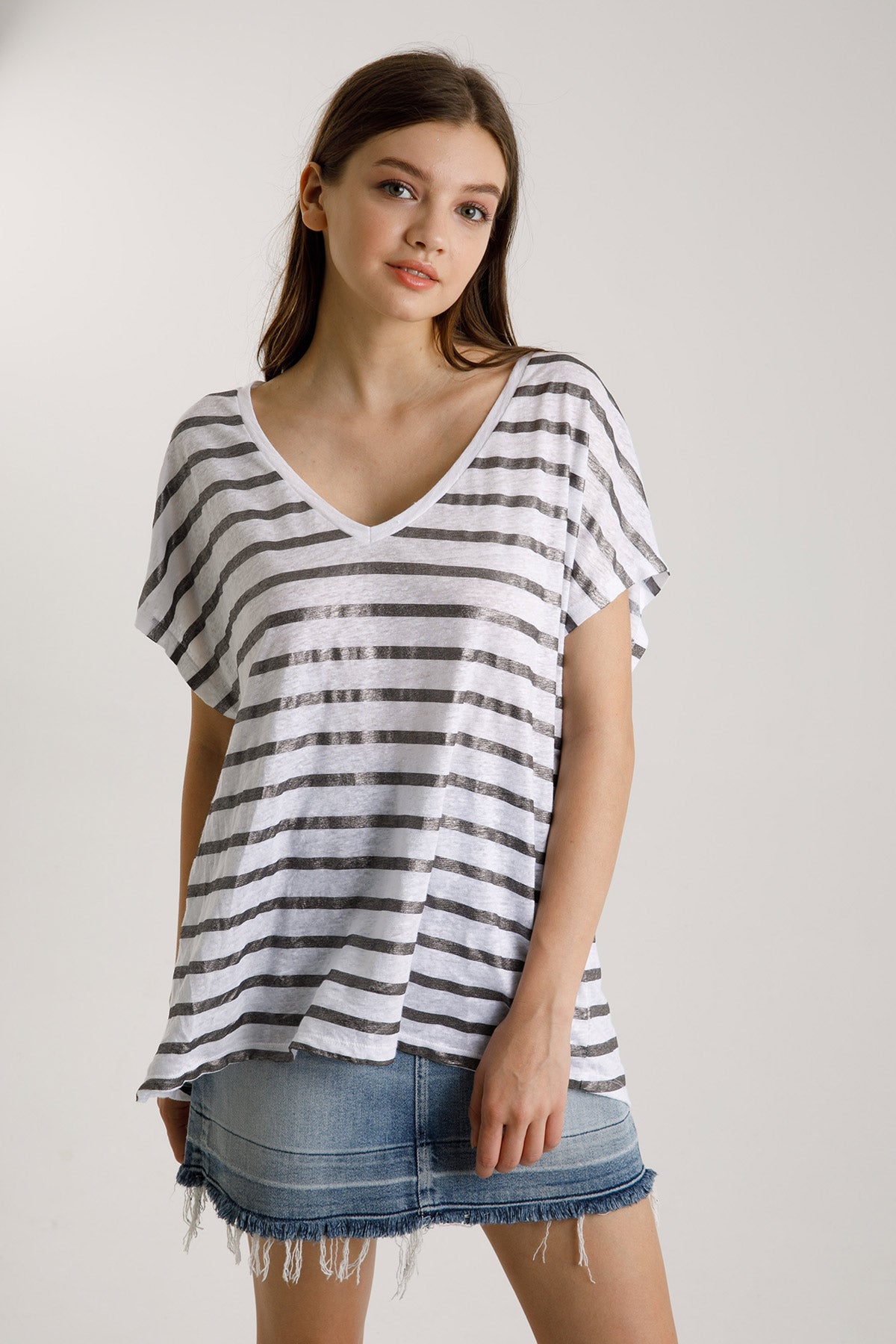 Majestic V Yaka Streç Keten T-shirt-Libas Trendy Fashion Store