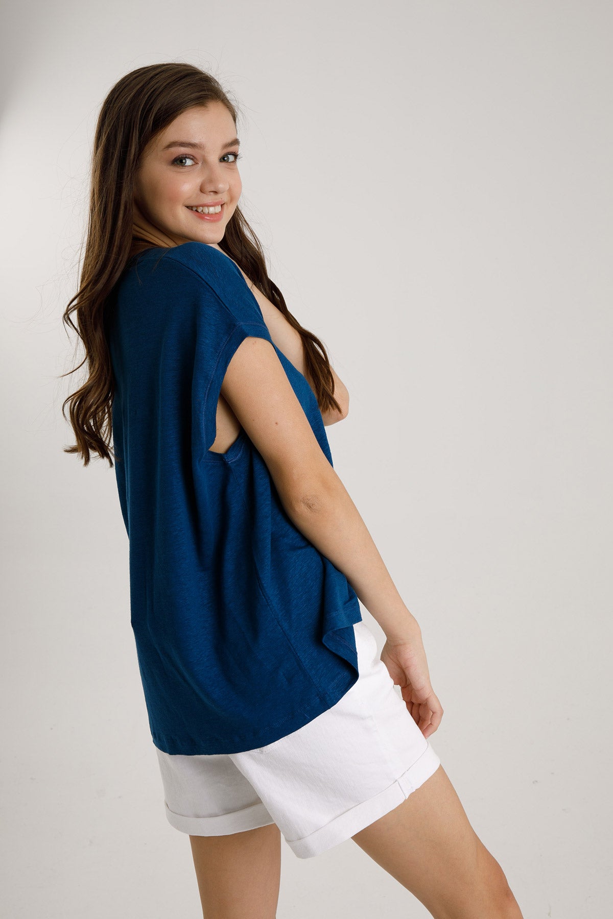 Majestic Streç Keten Oyuk Yaka T-shirt-Libas Trendy Fashion Store