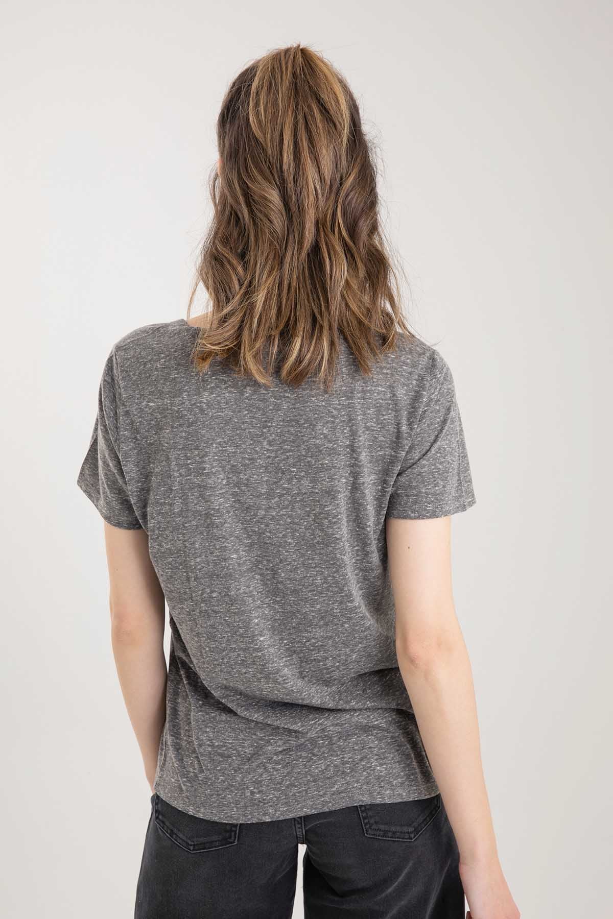 Tru V Yaka T-shirt-Libas Trendy Fashion Store